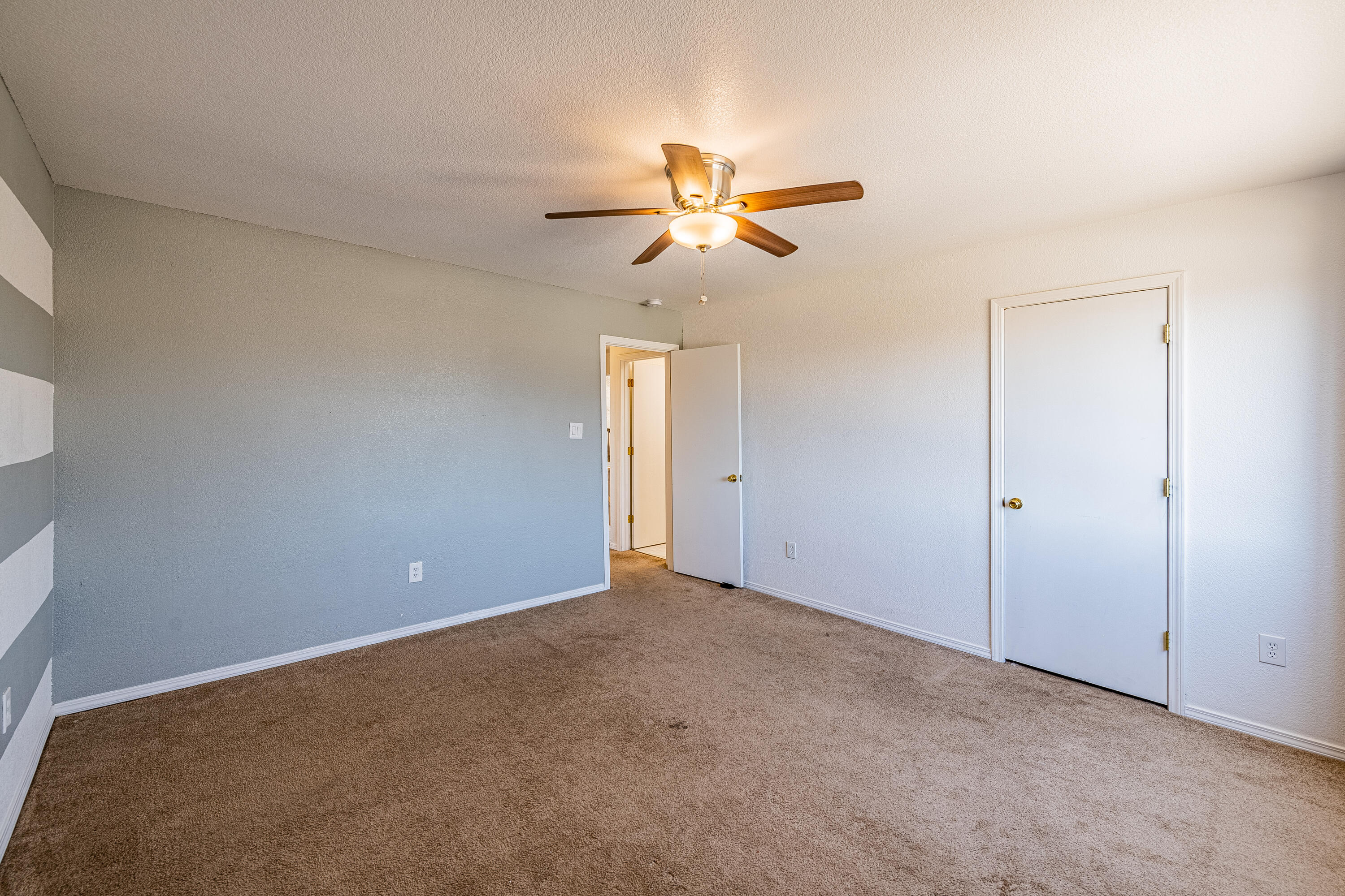 2301 Meadow Gate Trail SW