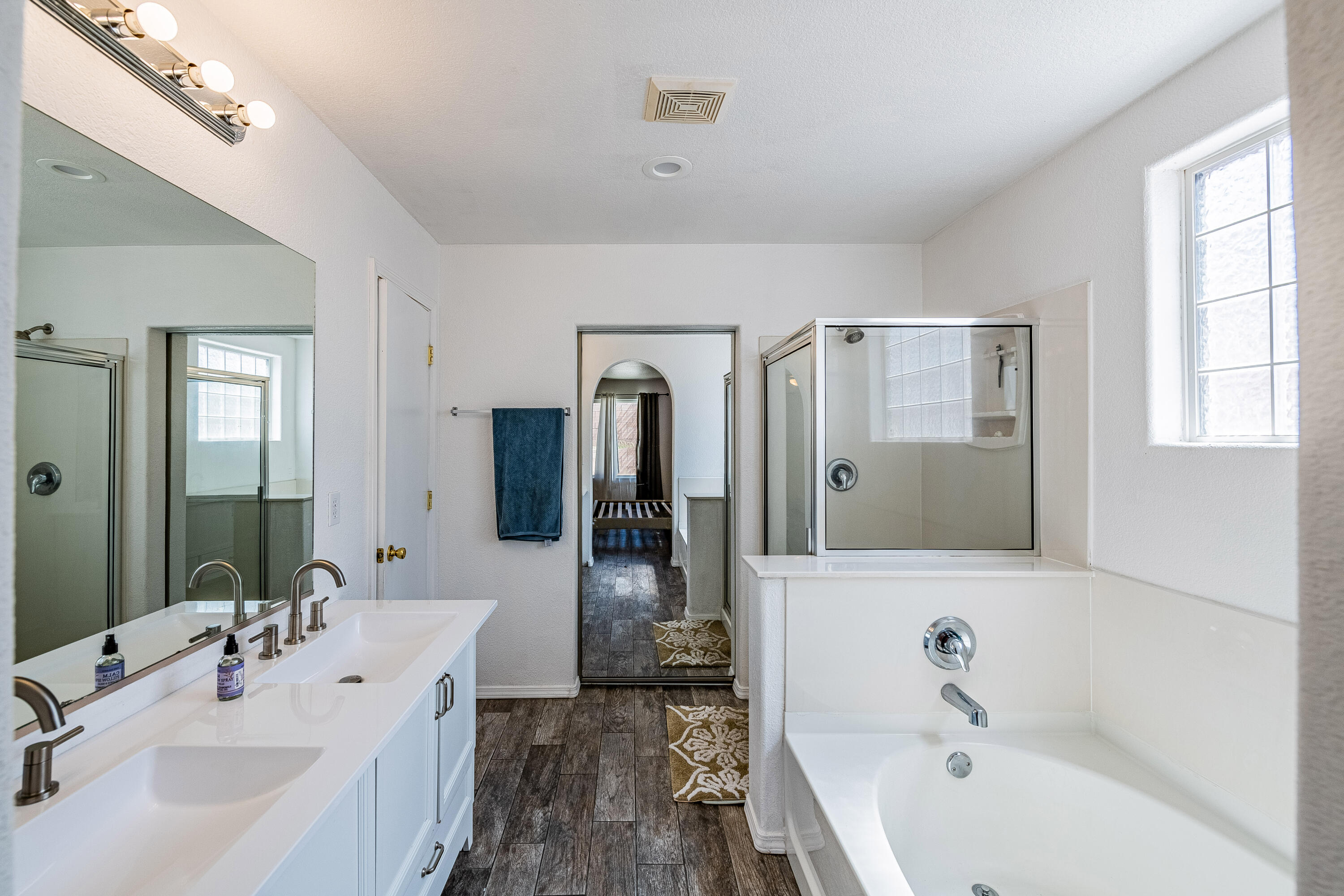 2301 Meadow Gate Trail SW