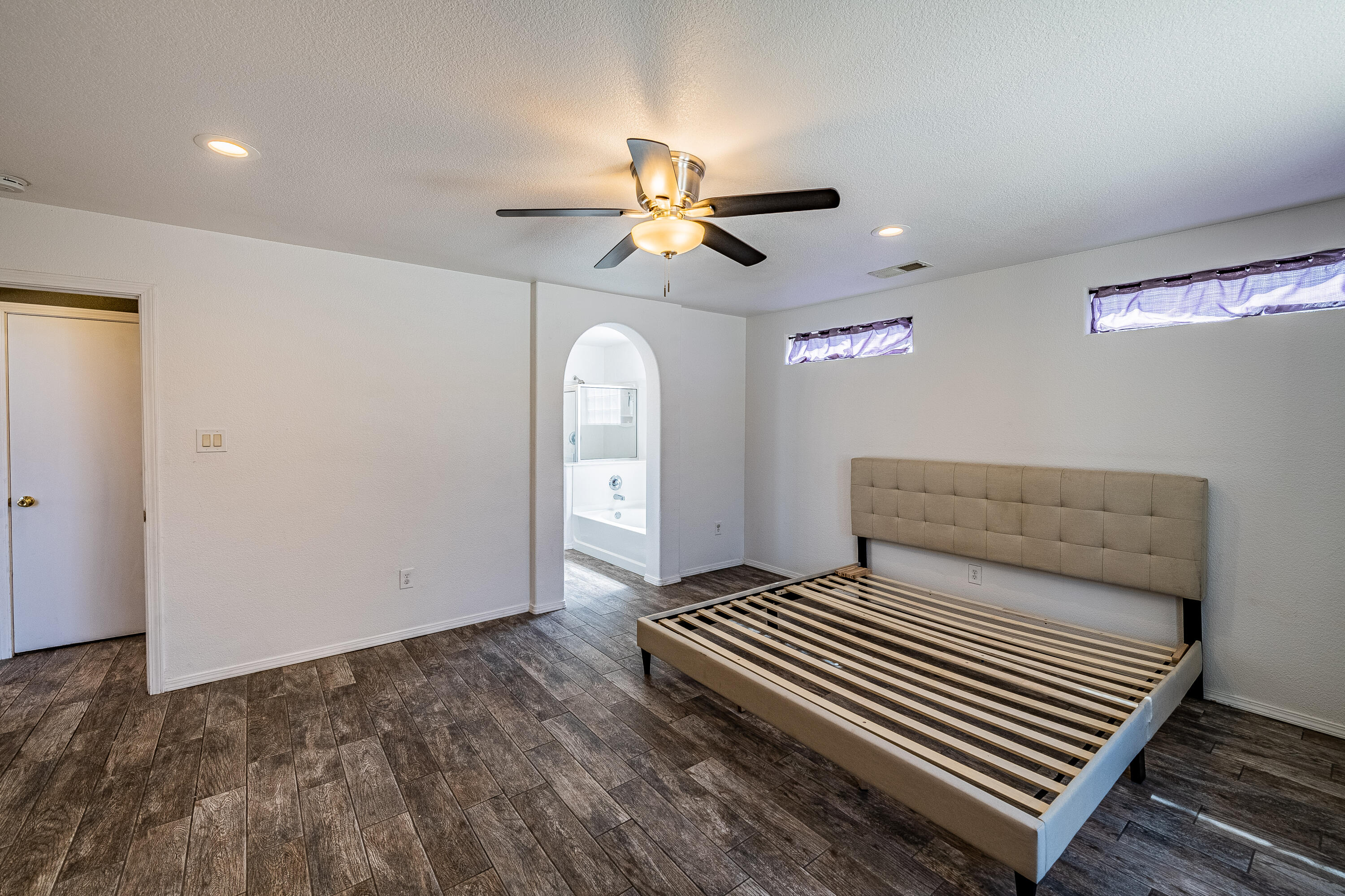 2301 Meadow Gate Trail SW