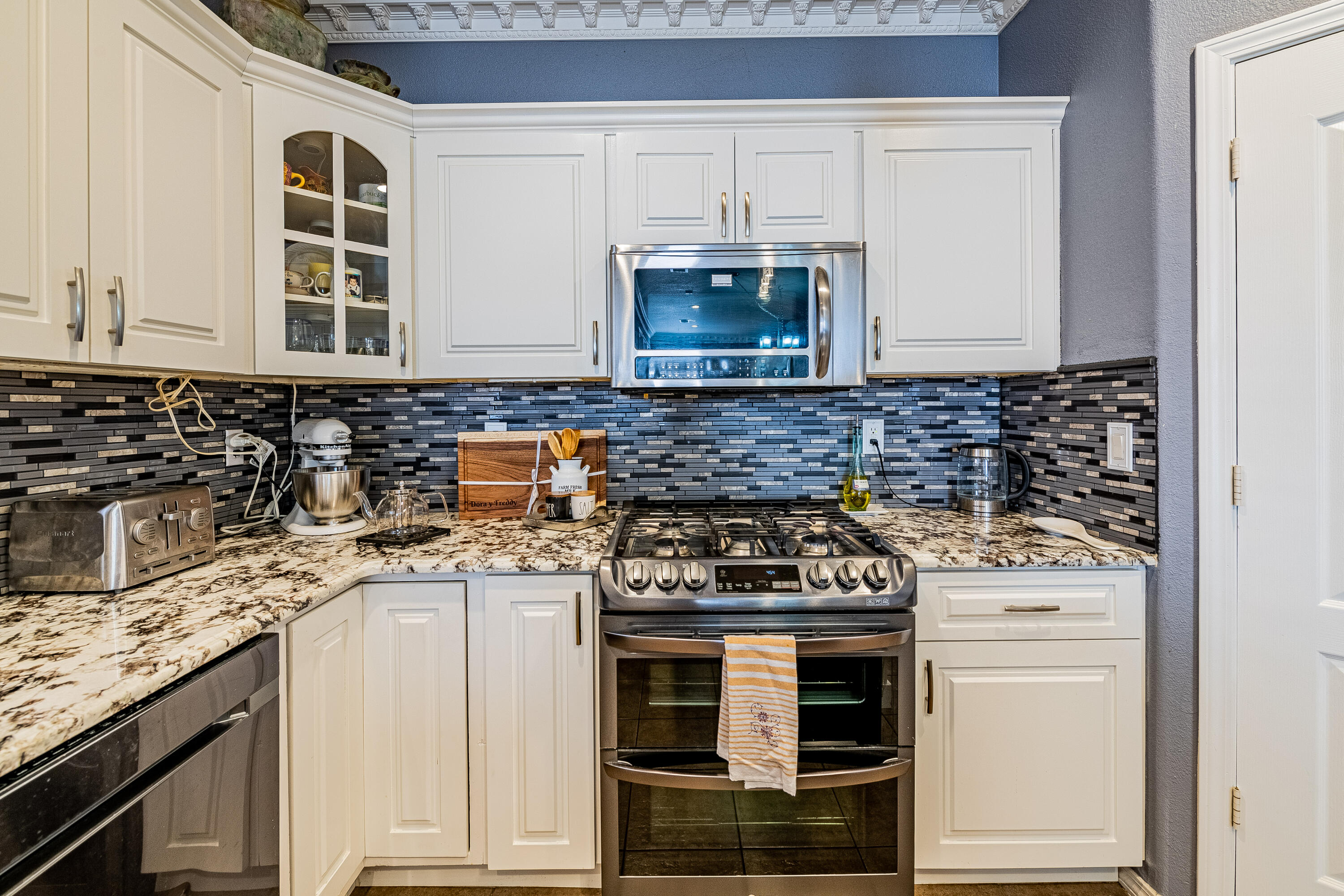 9805 Canyon Gate Trail SW