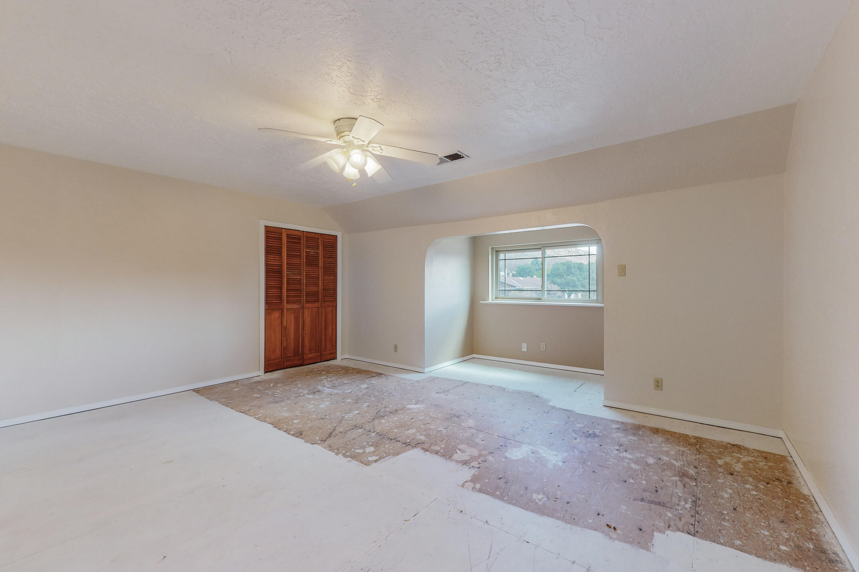3108 Palo Alto Drive NE