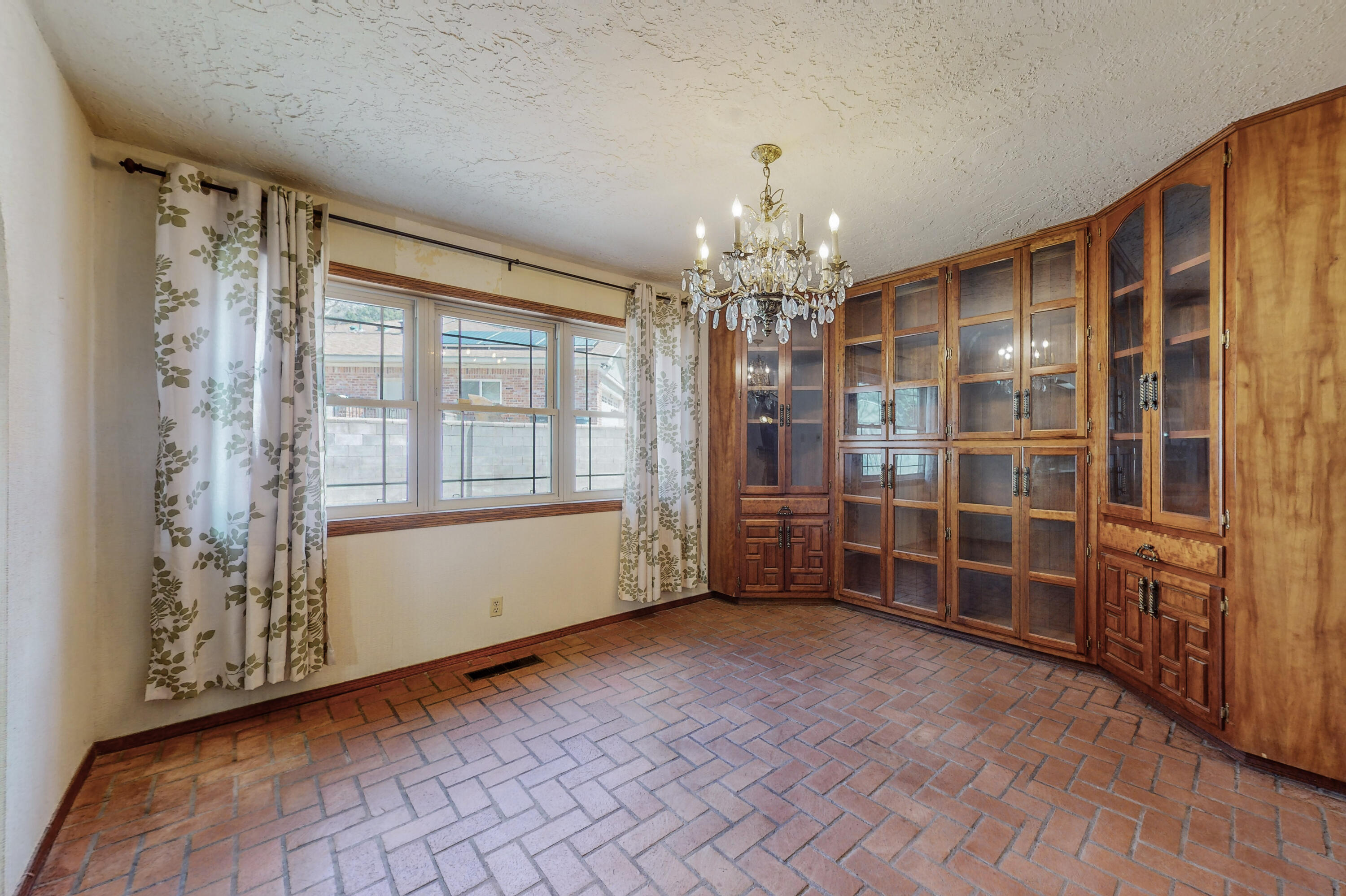 3108 Palo Alto Drive NE