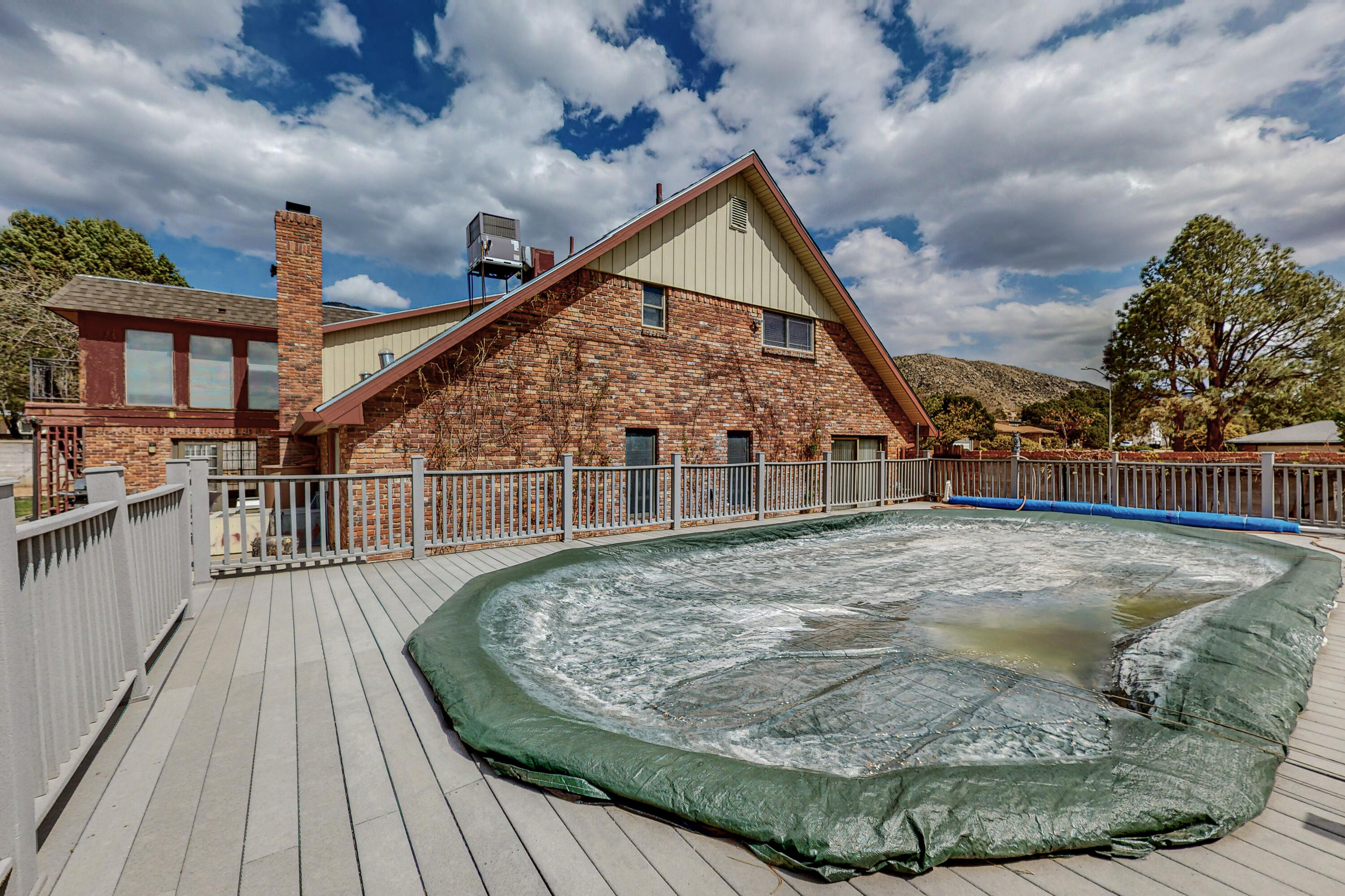 3108 Palo Alto Drive NE