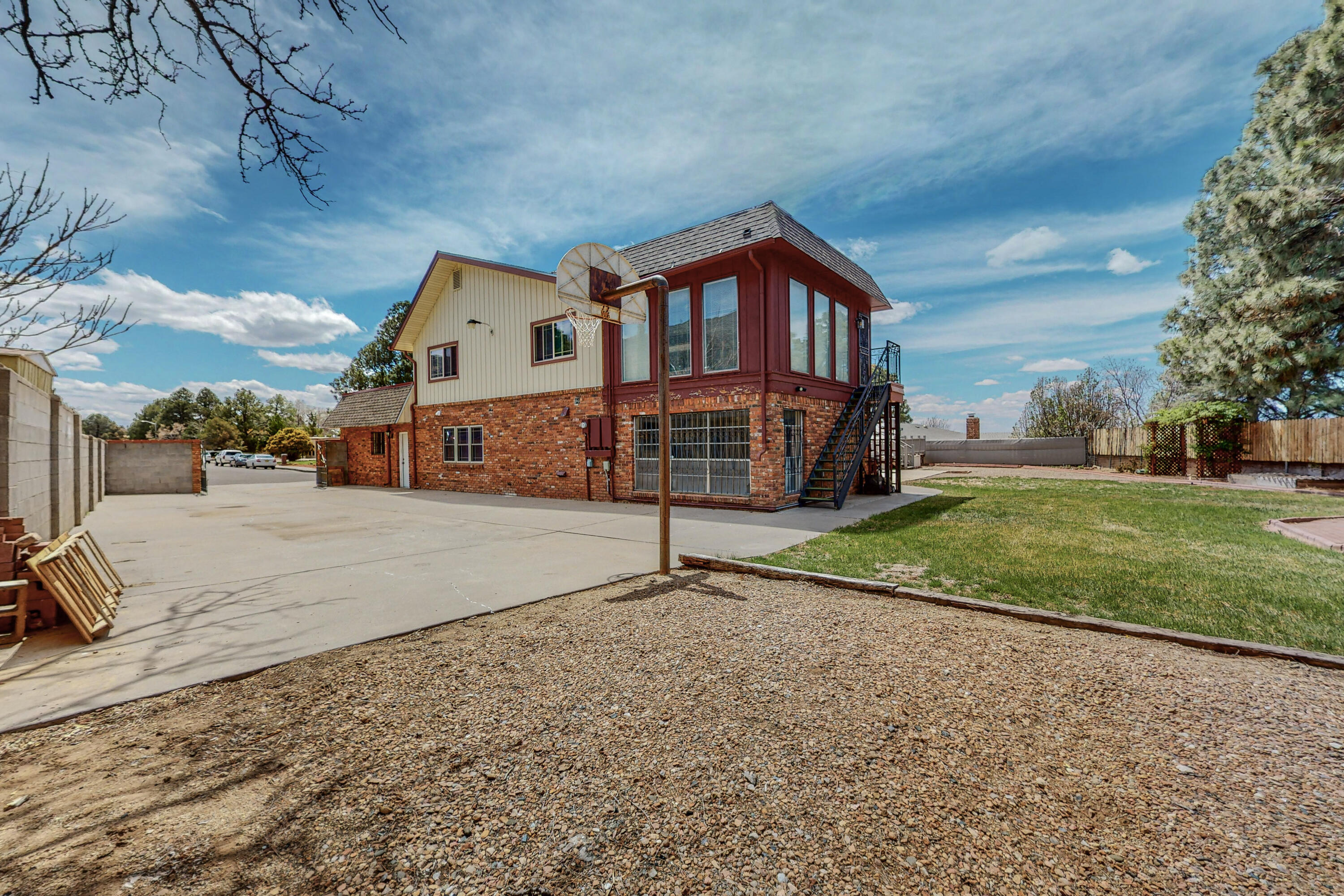 3108 Palo Alto Drive NE