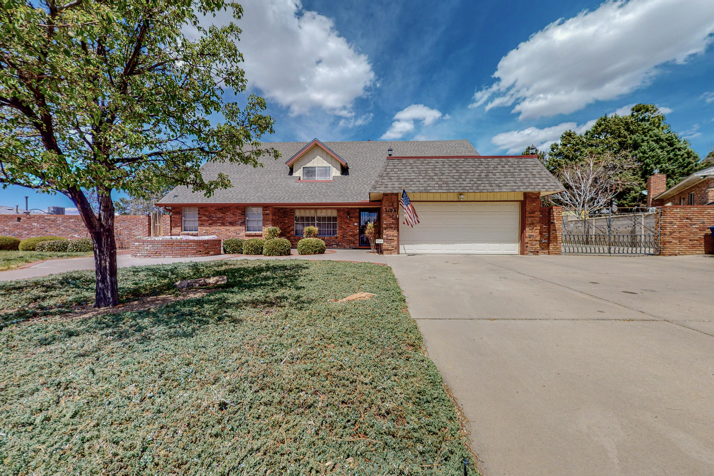 3108 Palo Alto Drive NE