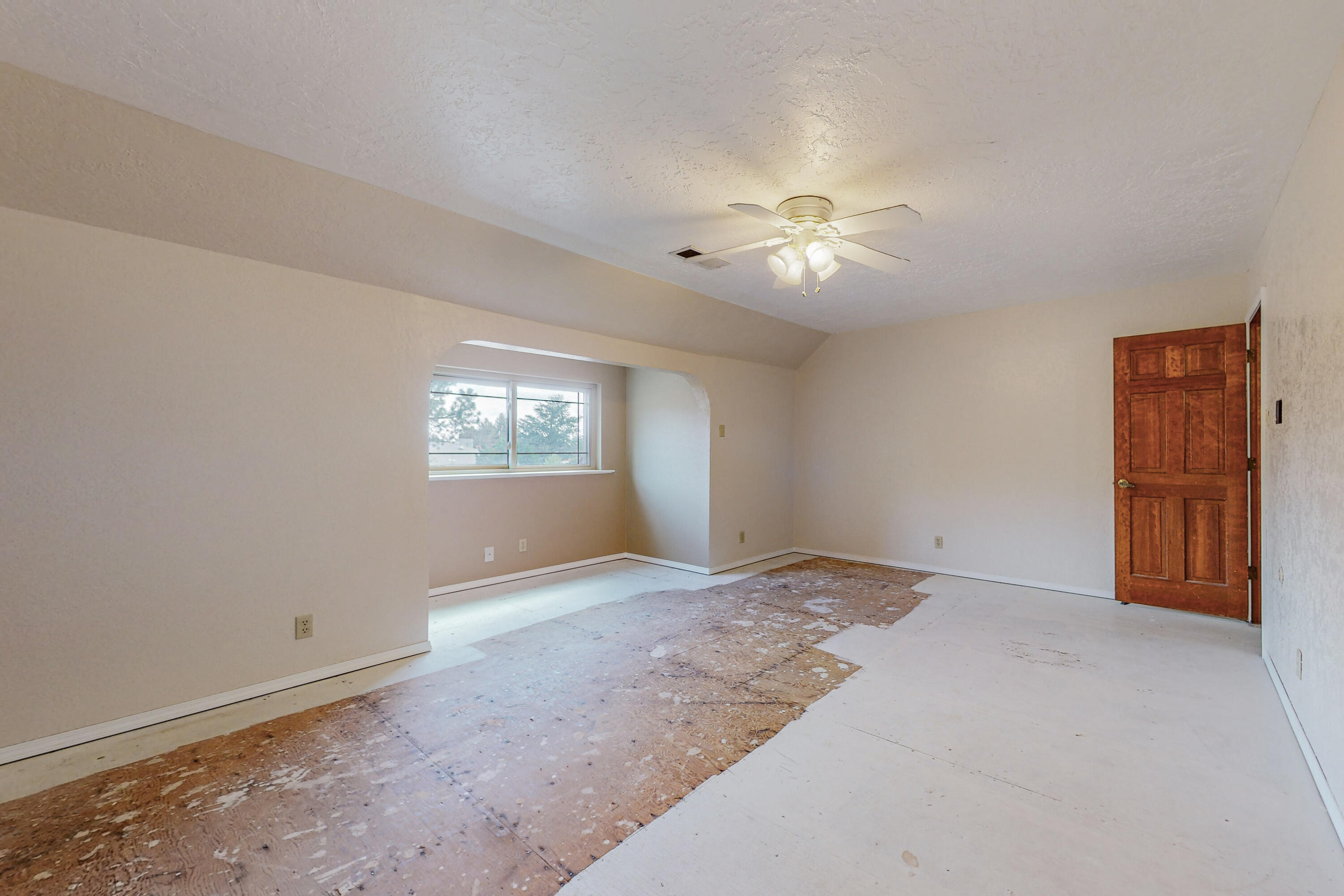 3108 Palo Alto Drive NE