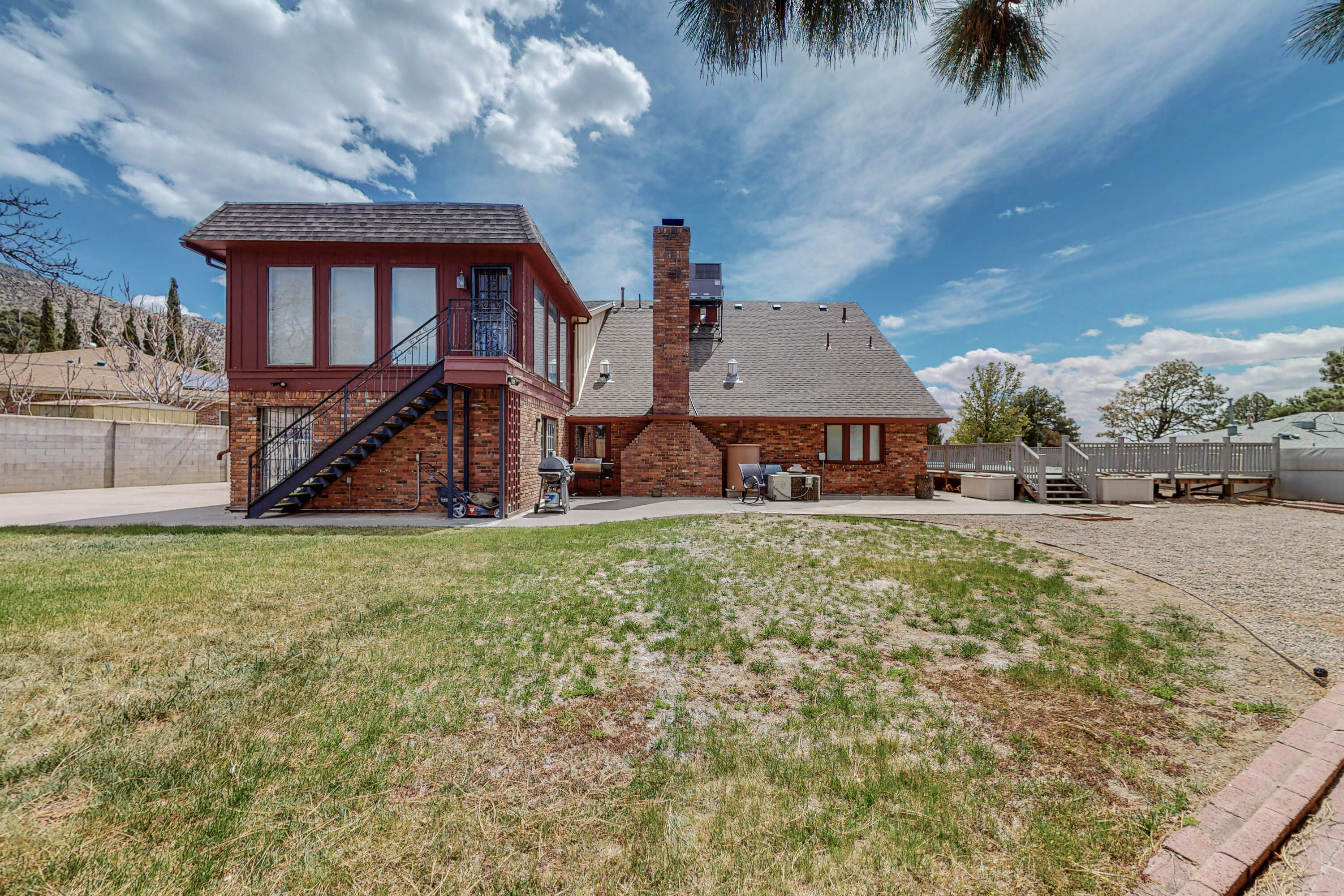 3108 Palo Alto Drive NE