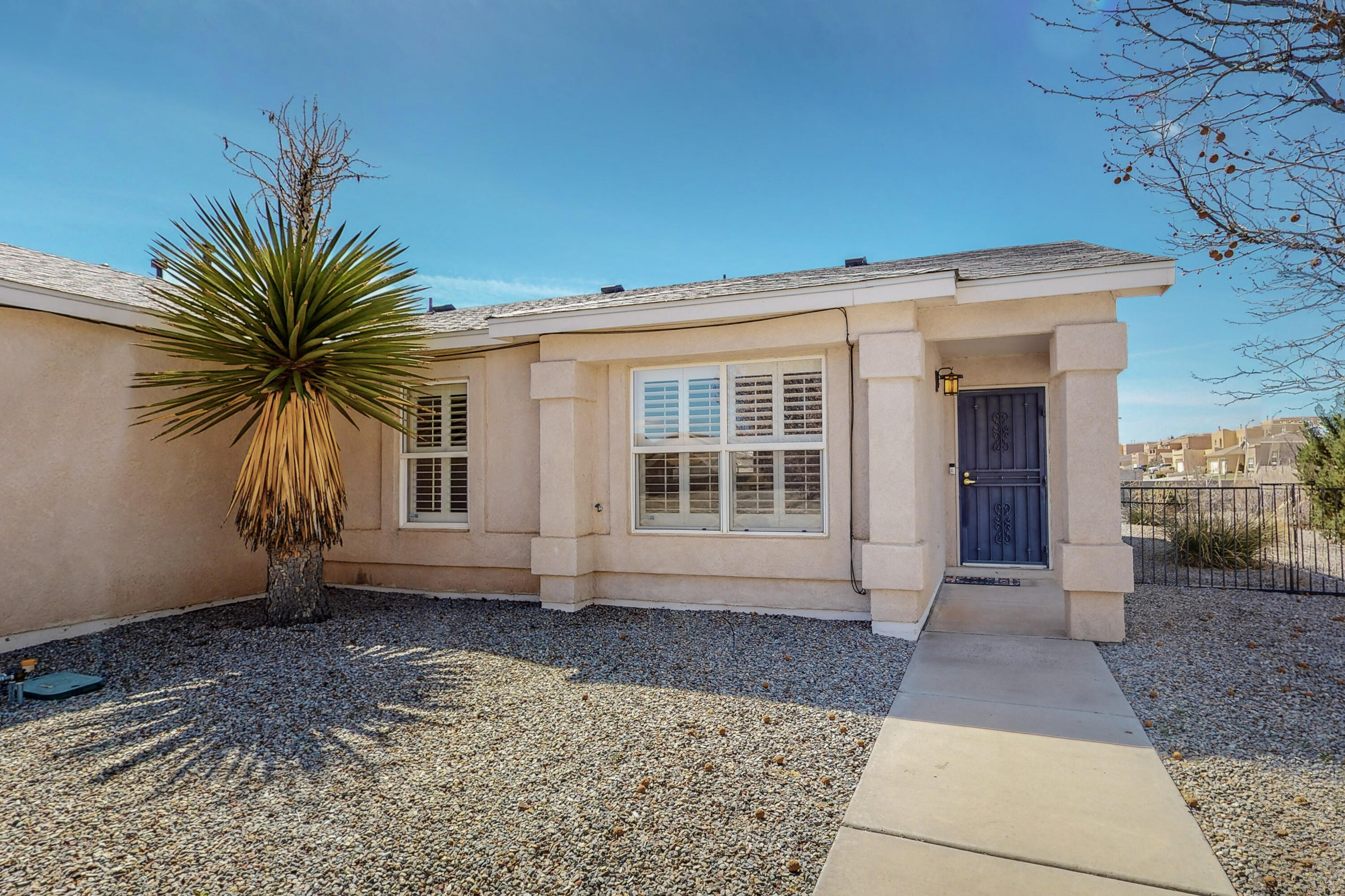 5000 Sundance Drive NE