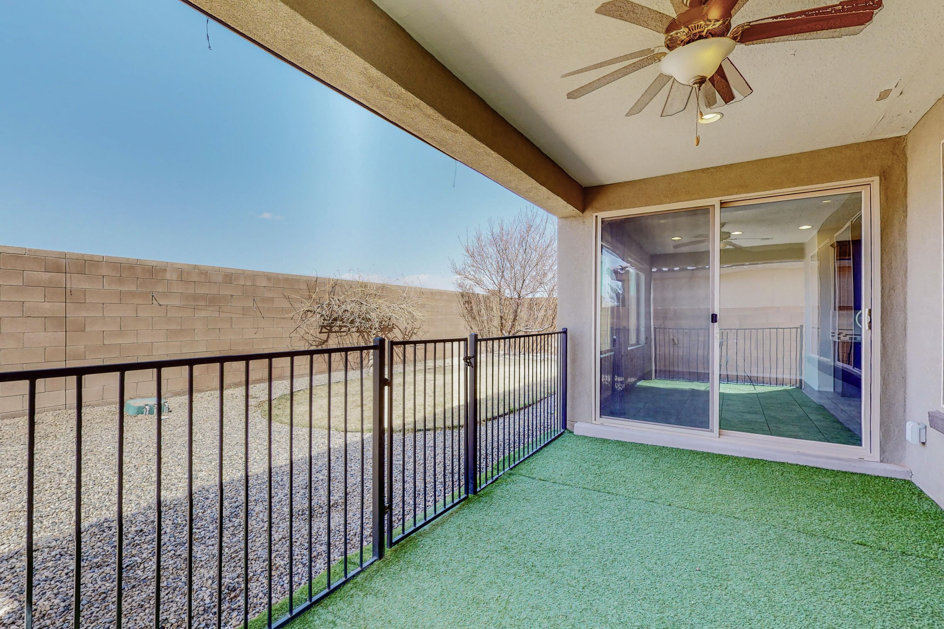 6709 Nueva Piedra Street