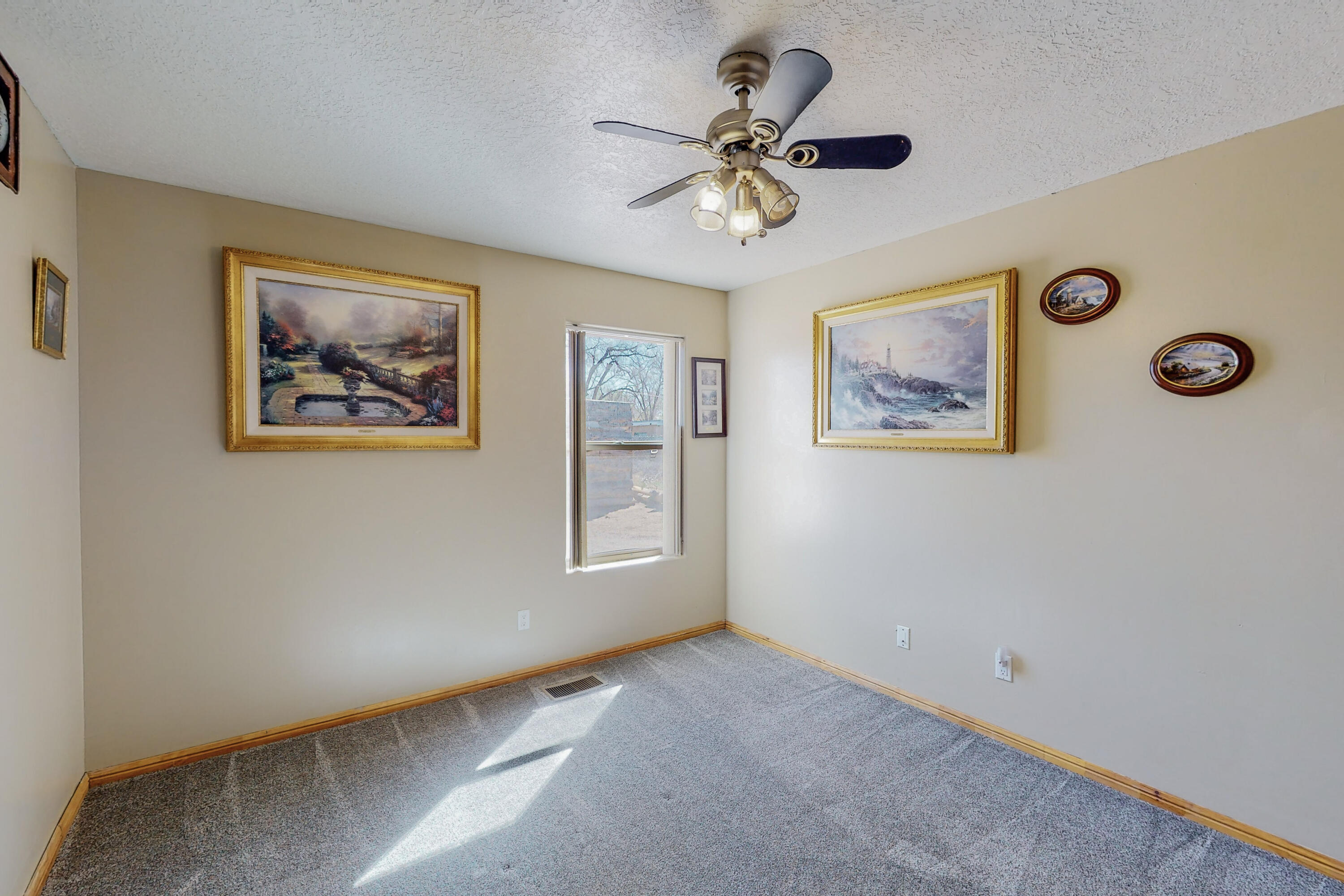 318 Homesite Lane NW