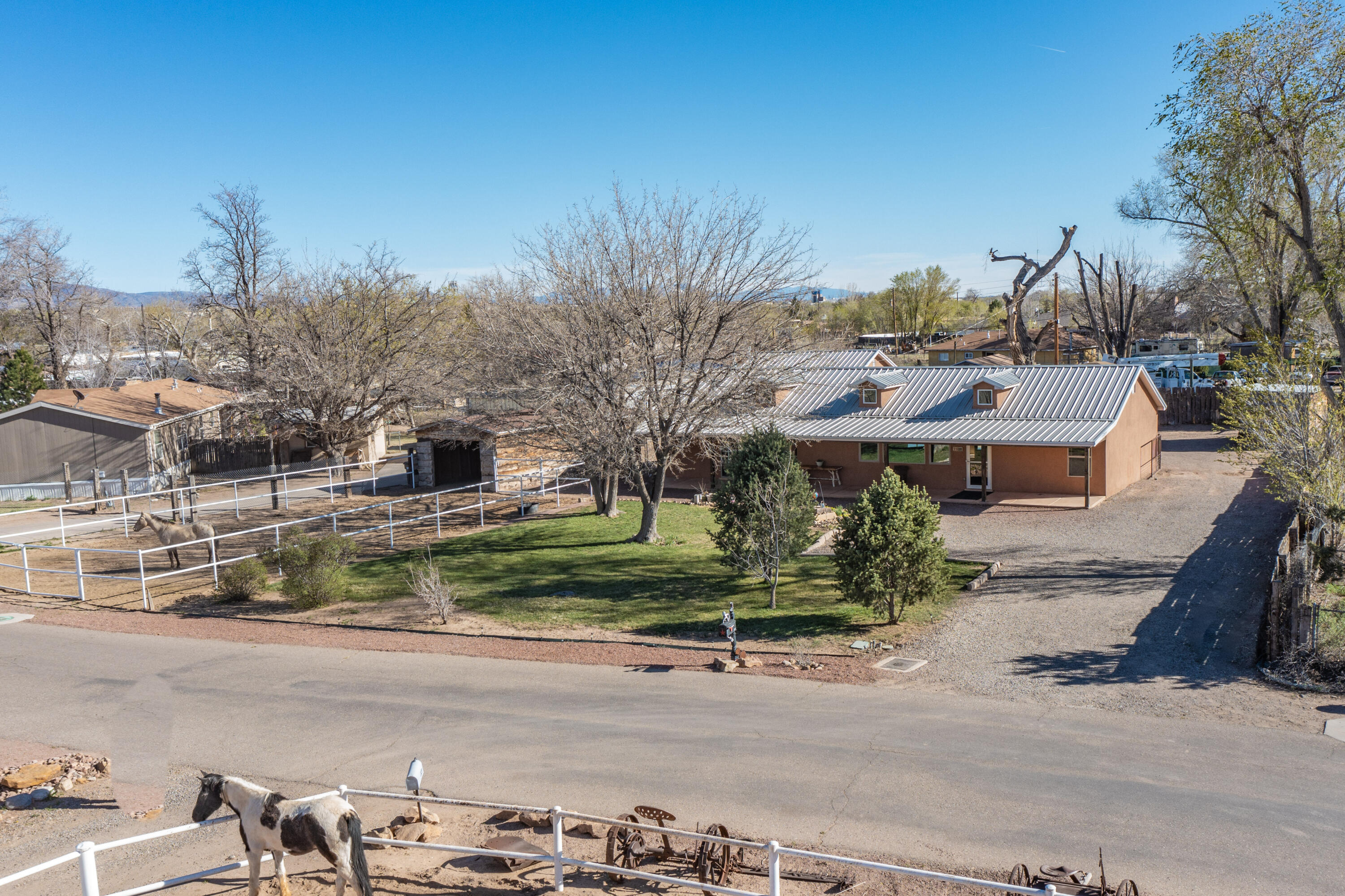 318 Homesite Lane NW