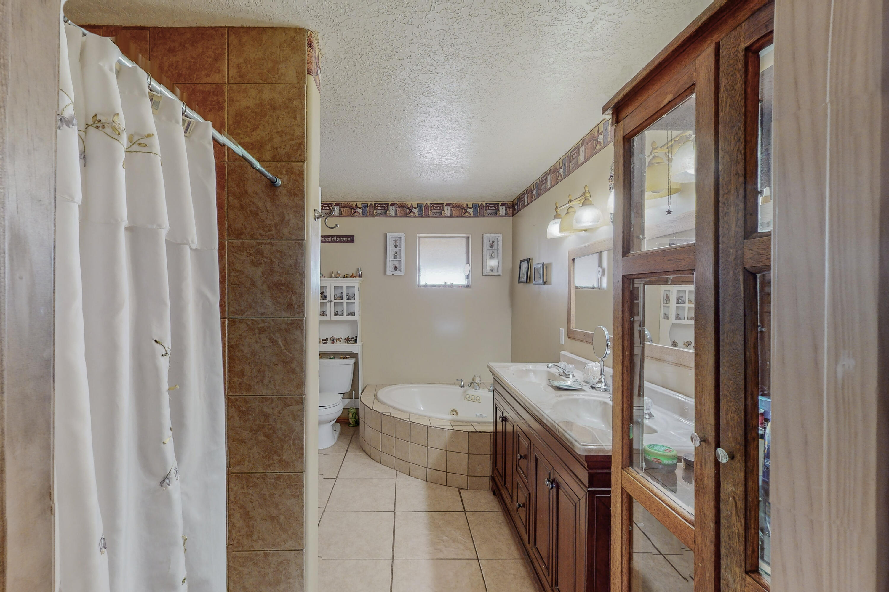318 Homesite Lane NW