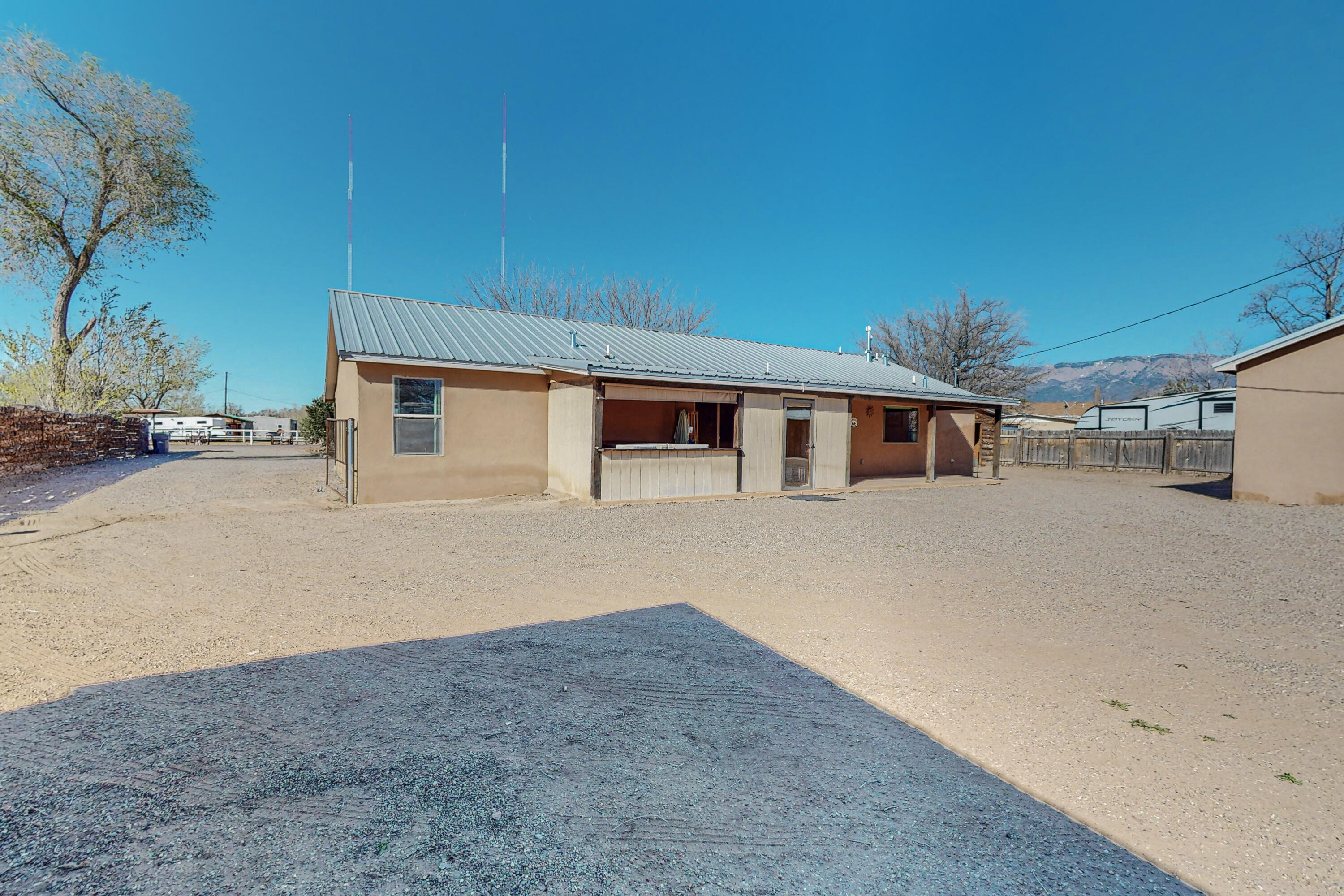 318 Homesite Lane NW