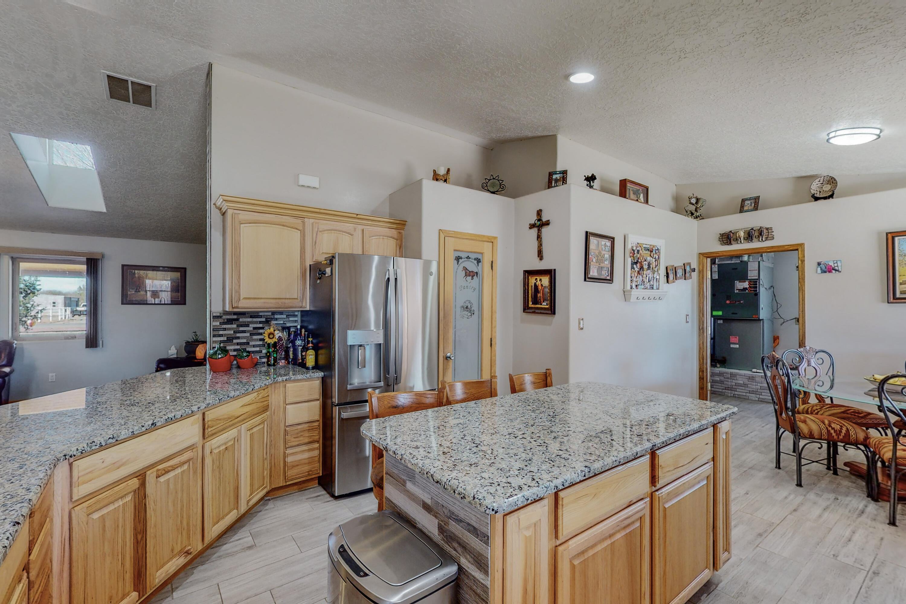 318 Homesite Lane NW