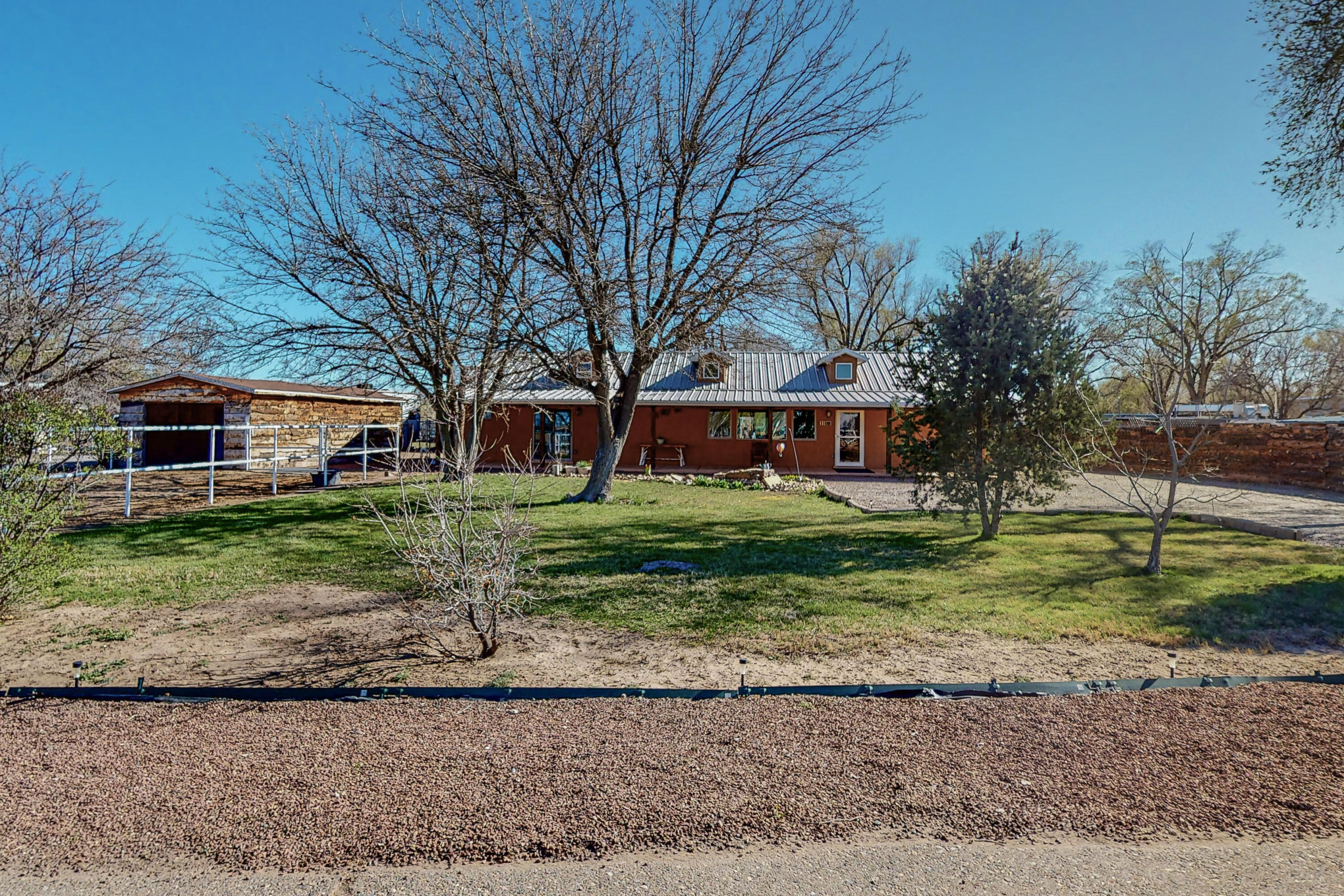 318 Homesite Lane NW