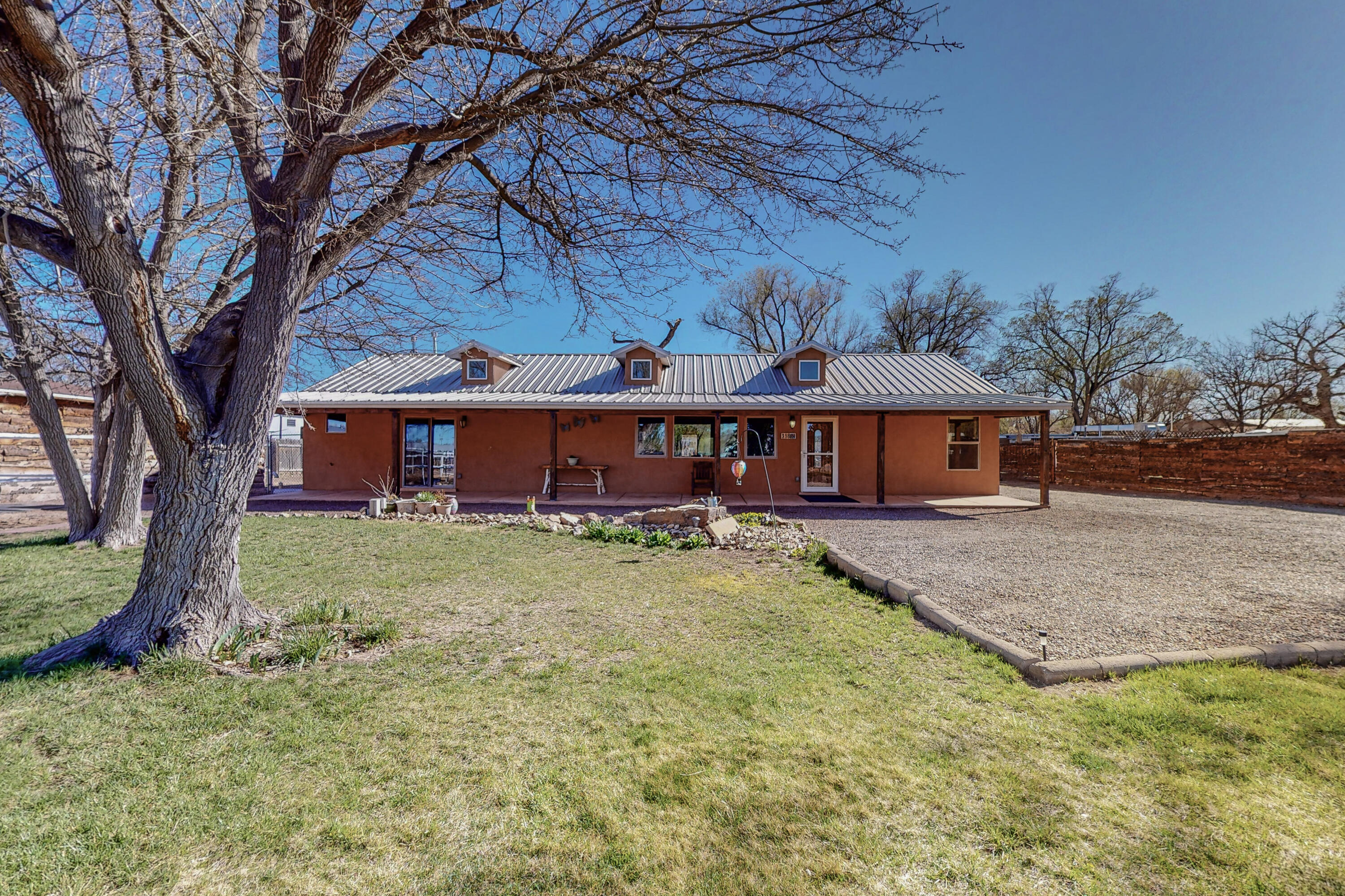 318 Homesite Lane NW