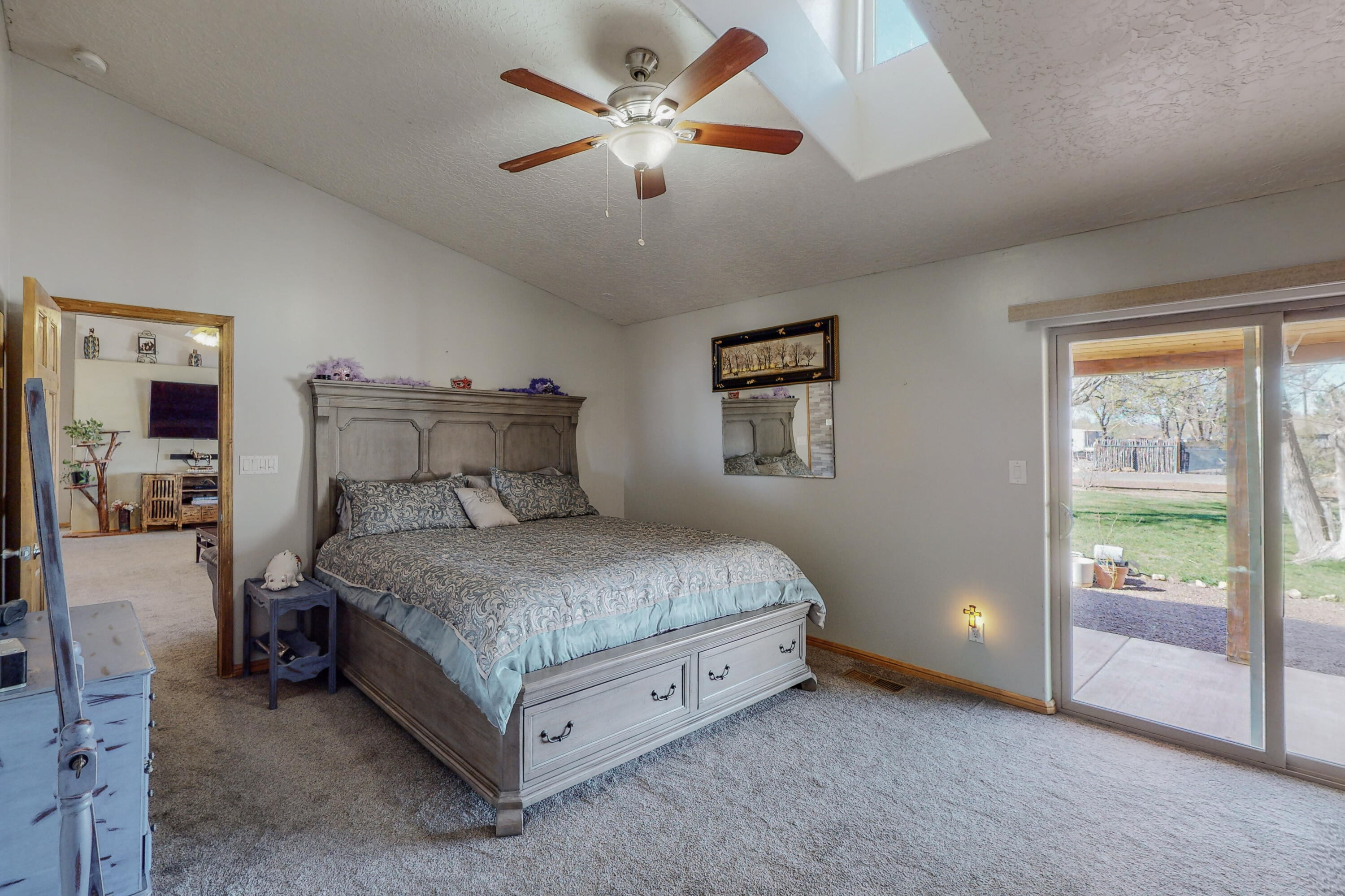 318 Homesite Lane NW