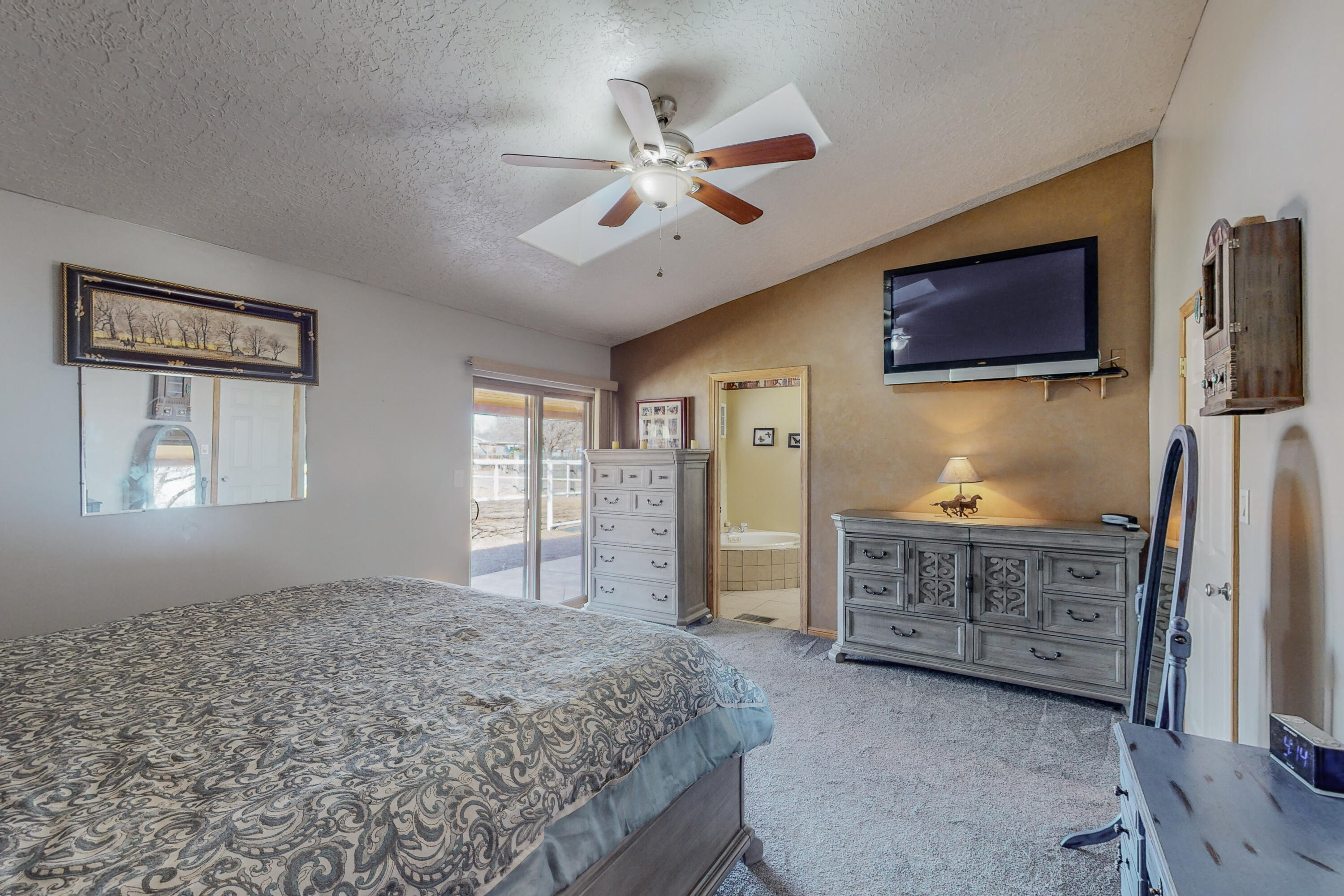 318 Homesite Lane NW