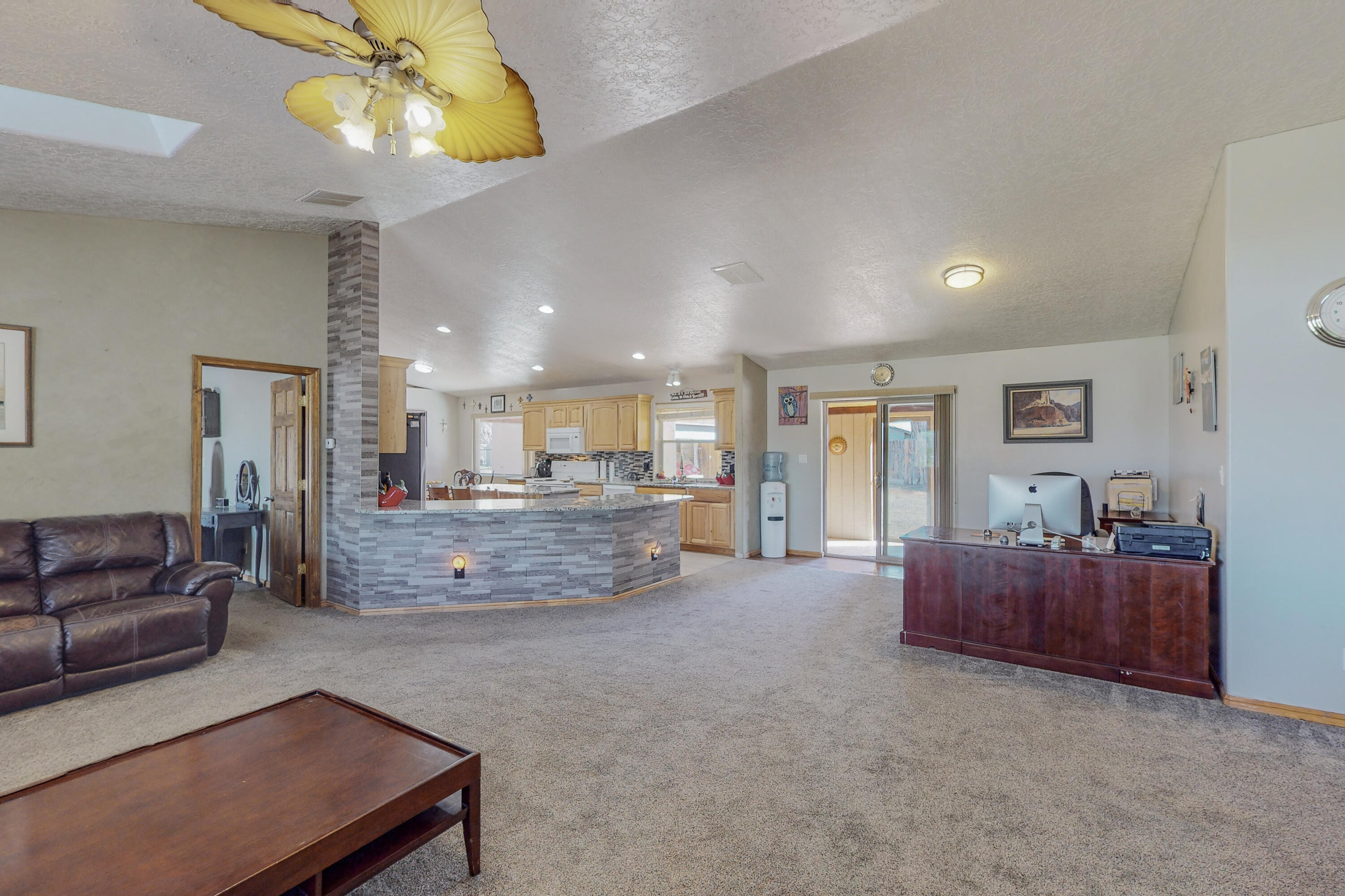 318 Homesite Lane NW