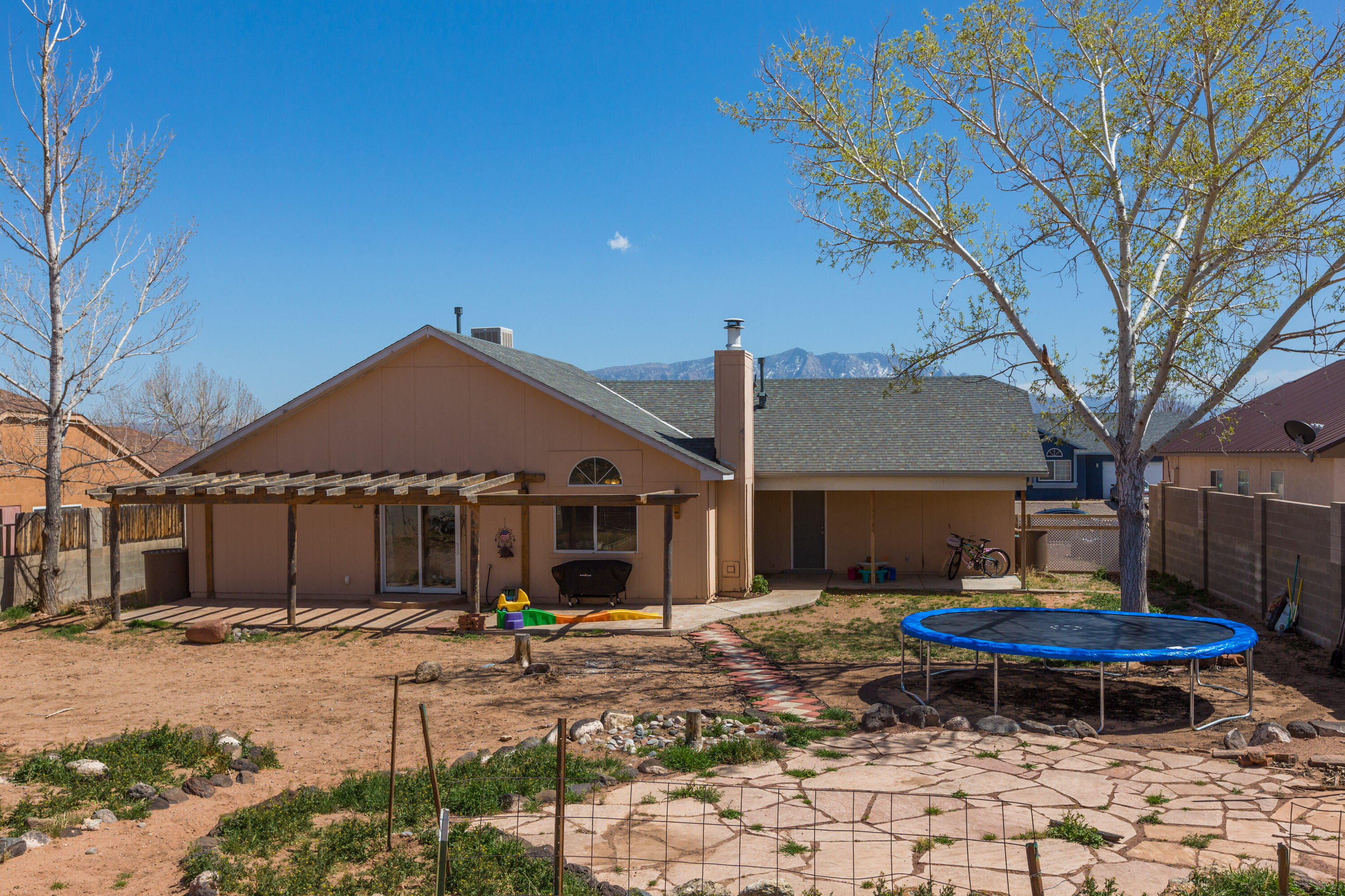 4609 Bismark Hills Way NE