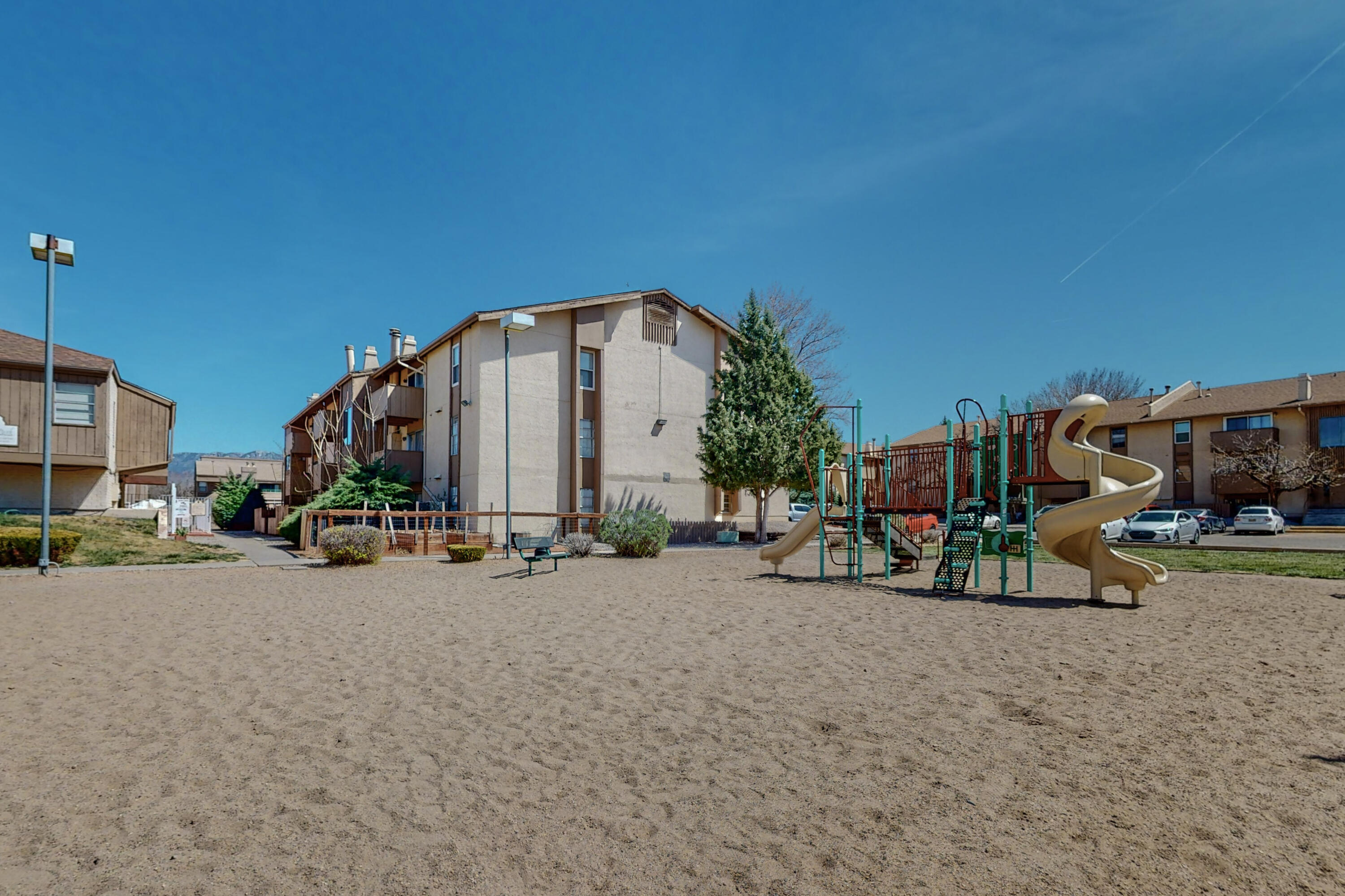 3847 Montgomery Boulevard NE Unit: 902