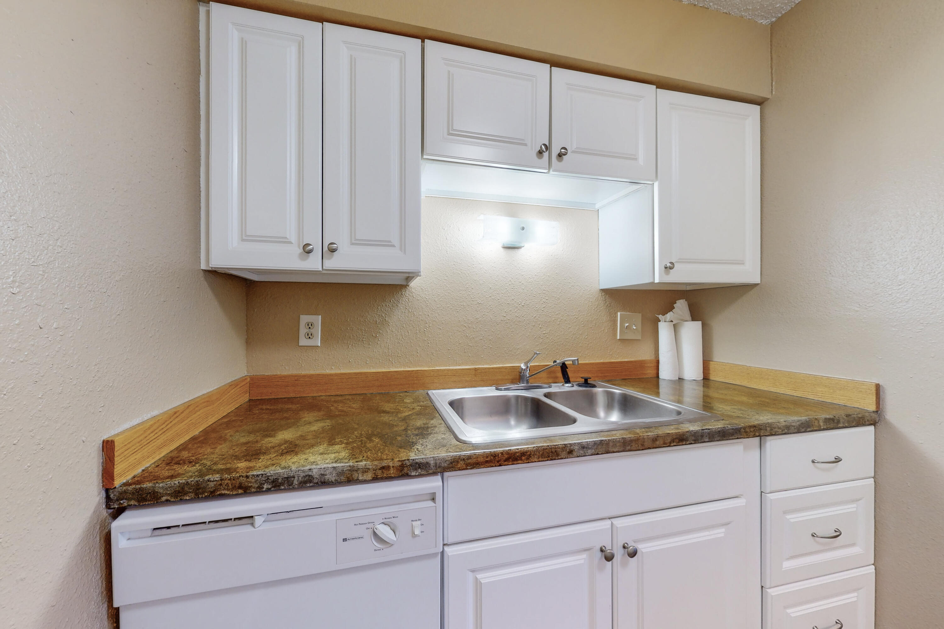 3847 Montgomery Boulevard NE Unit: 902