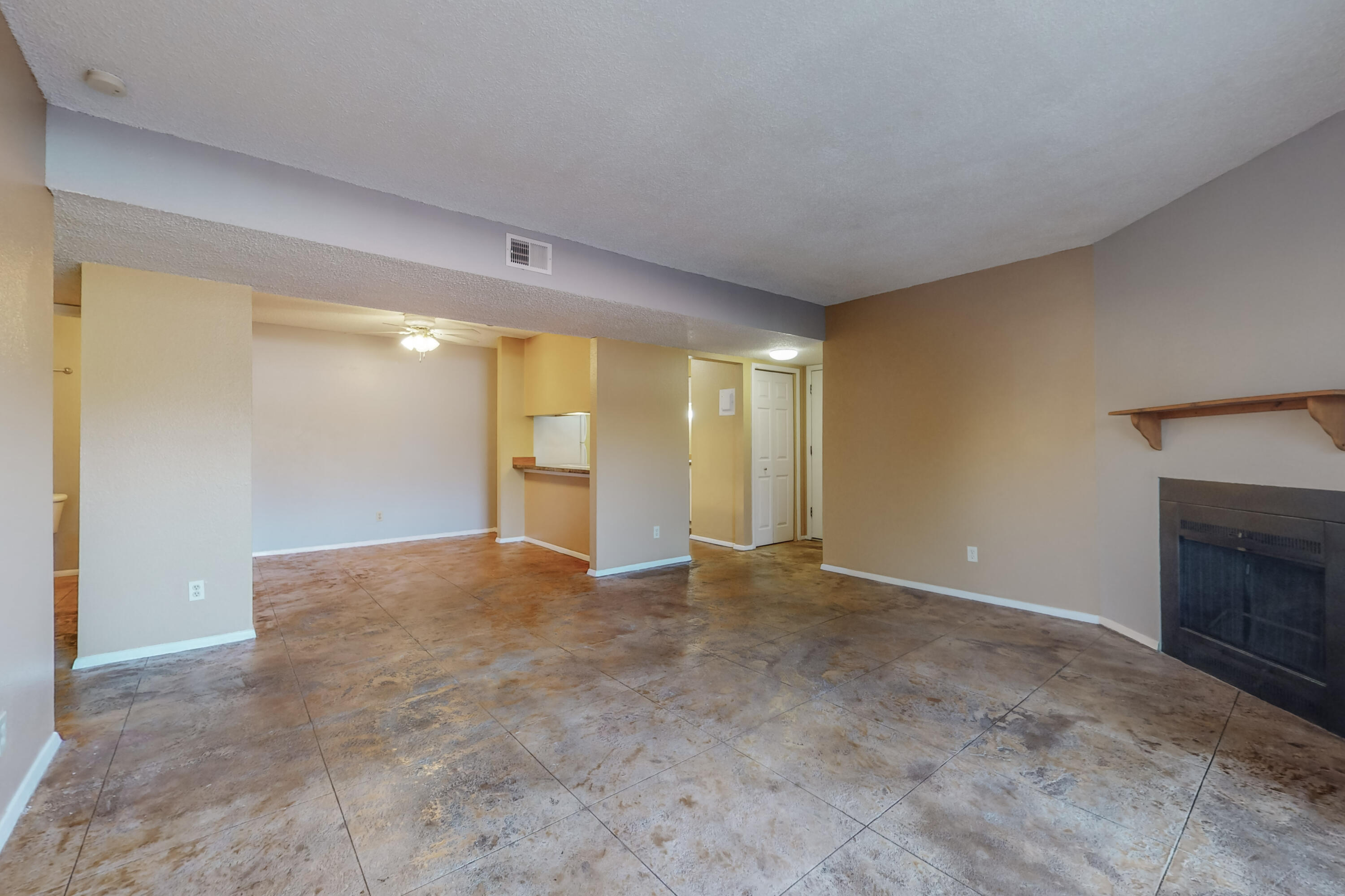 3847 Montgomery Boulevard NE Unit: 902