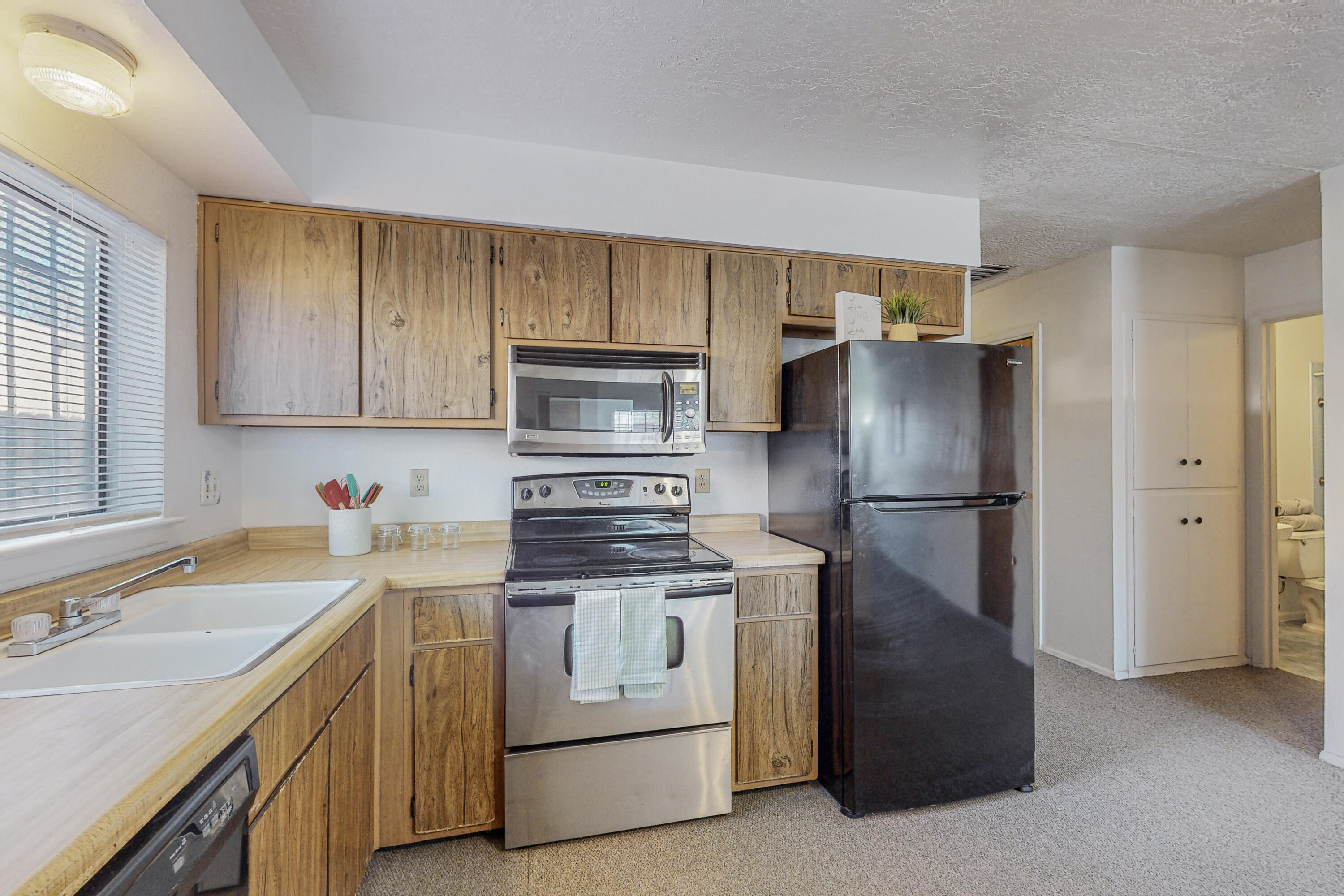 1748 Sirius Avenue SW