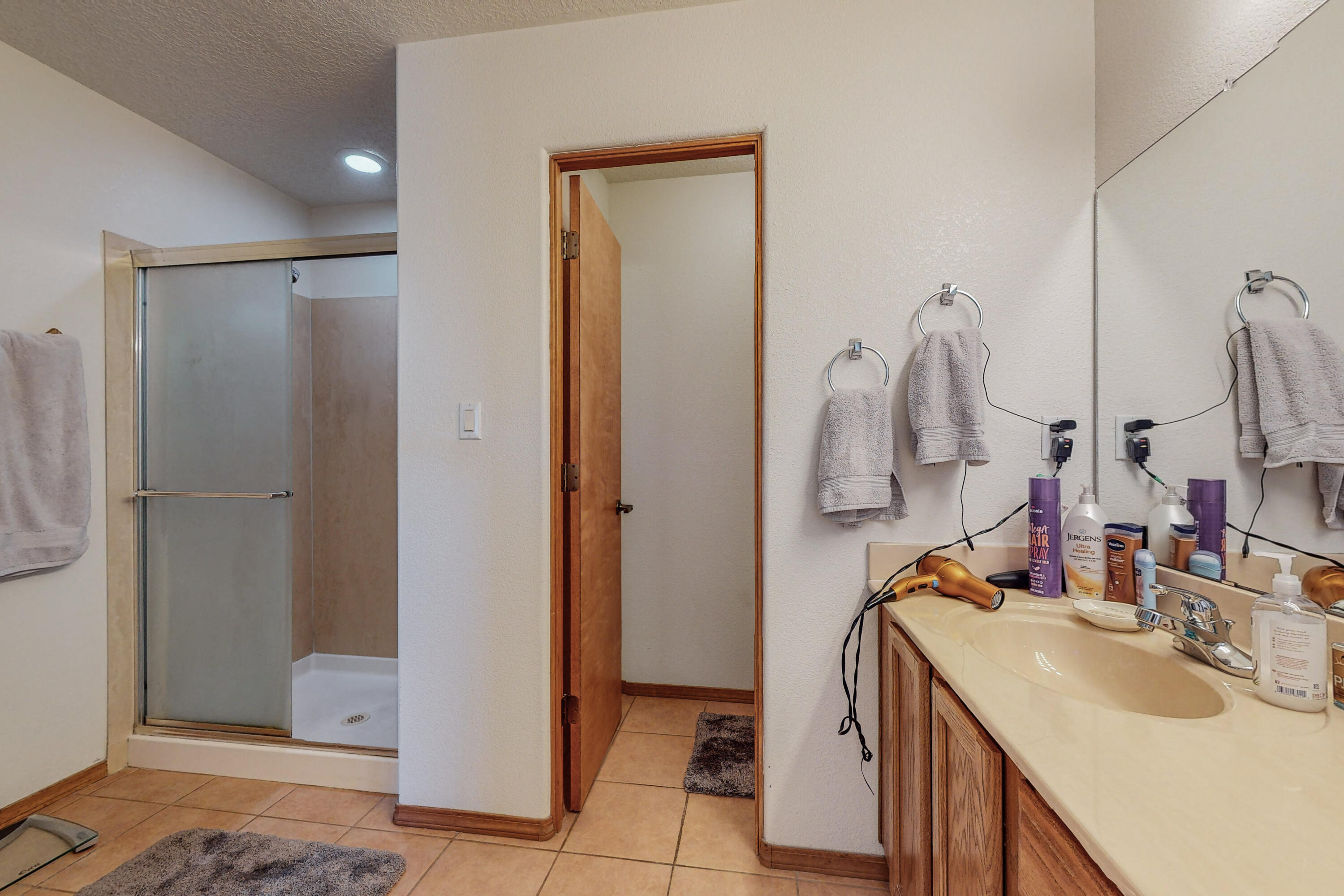 7715 Brianne Avenue NW