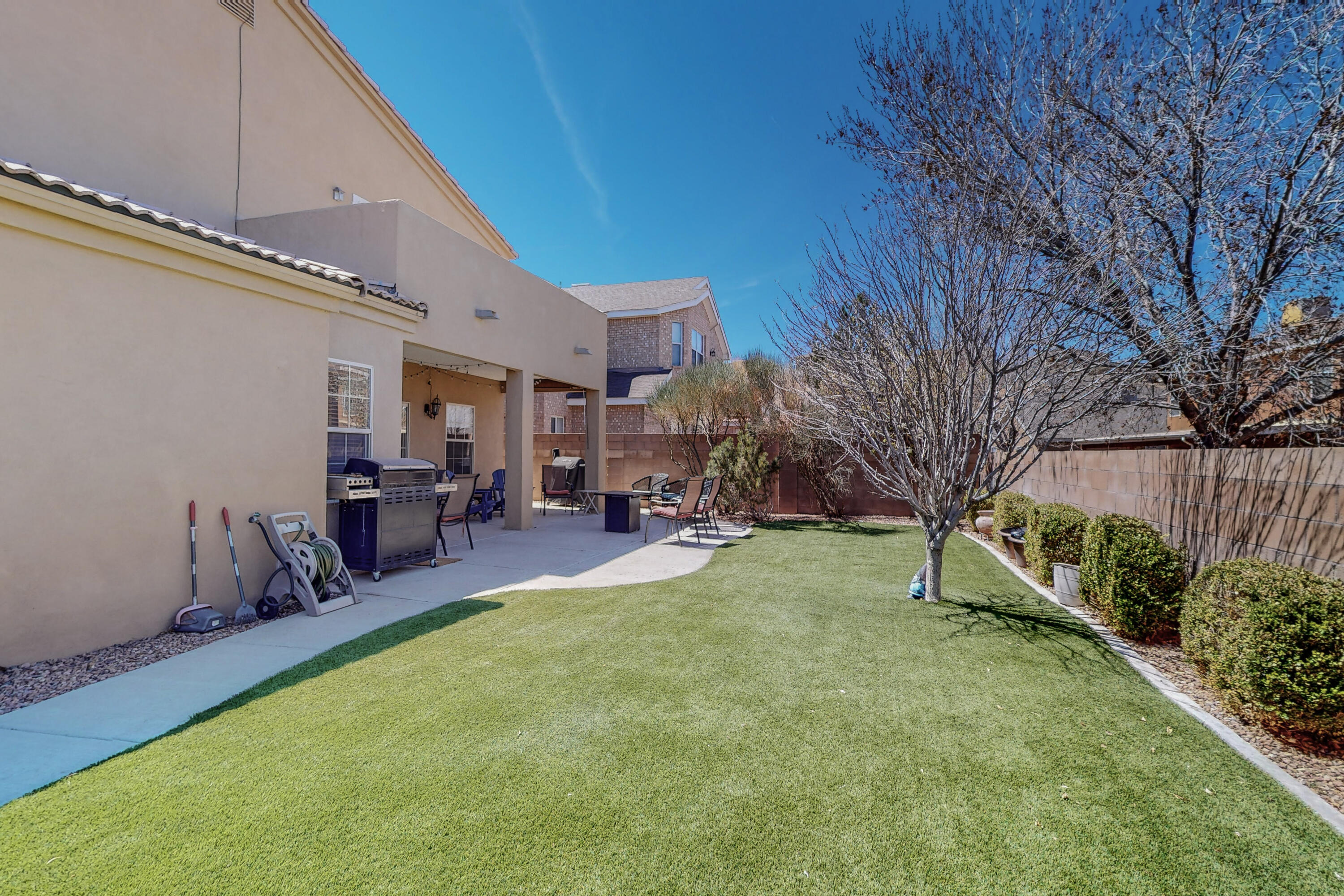 7715 Brianne Avenue NW