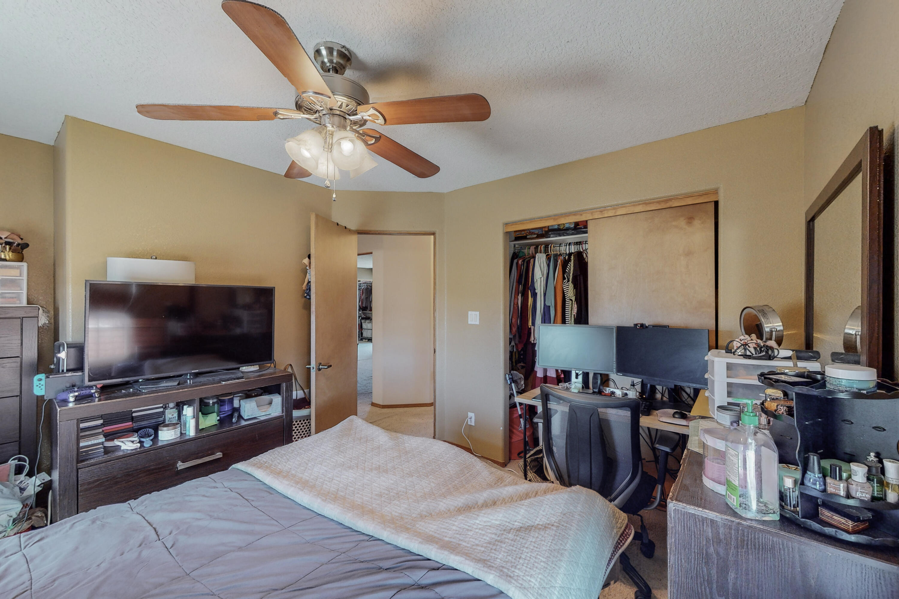 7715 Brianne Avenue NW