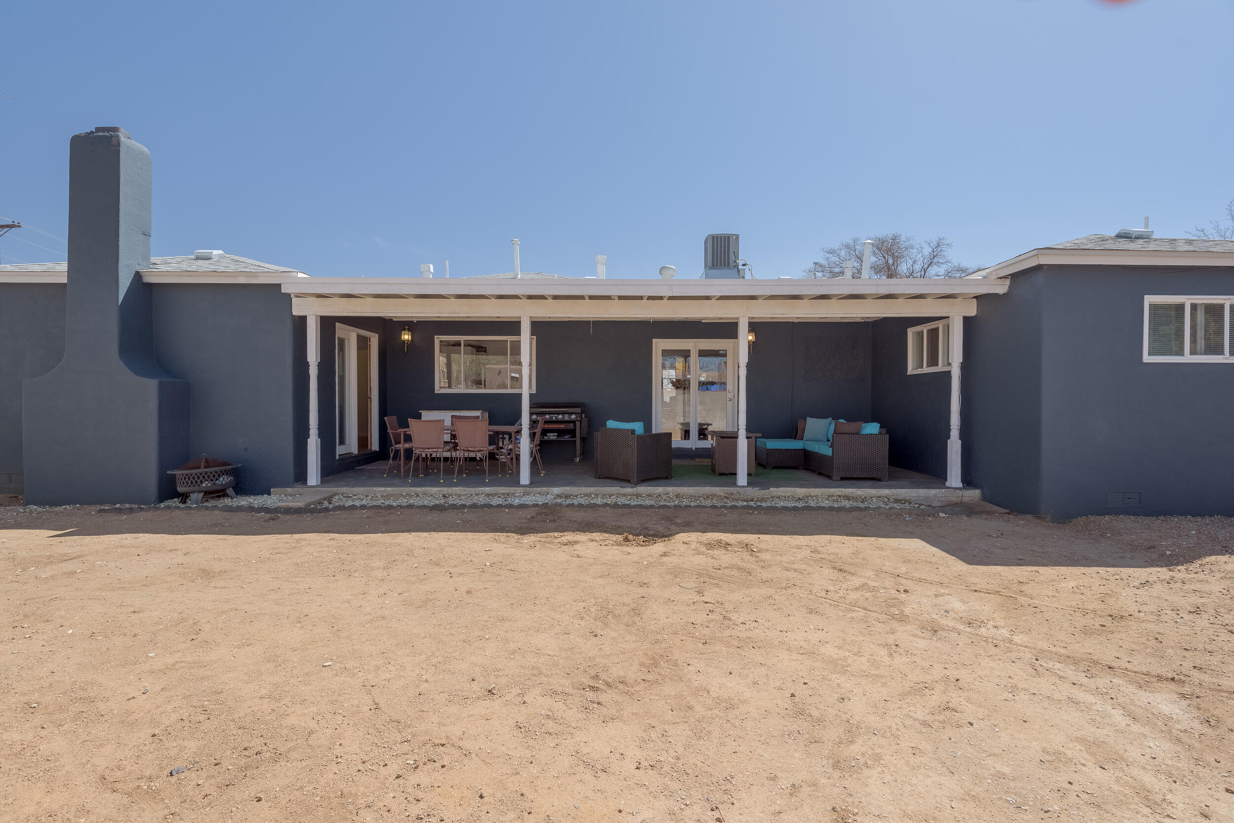 9713 Mesa Arriba Avenue NE