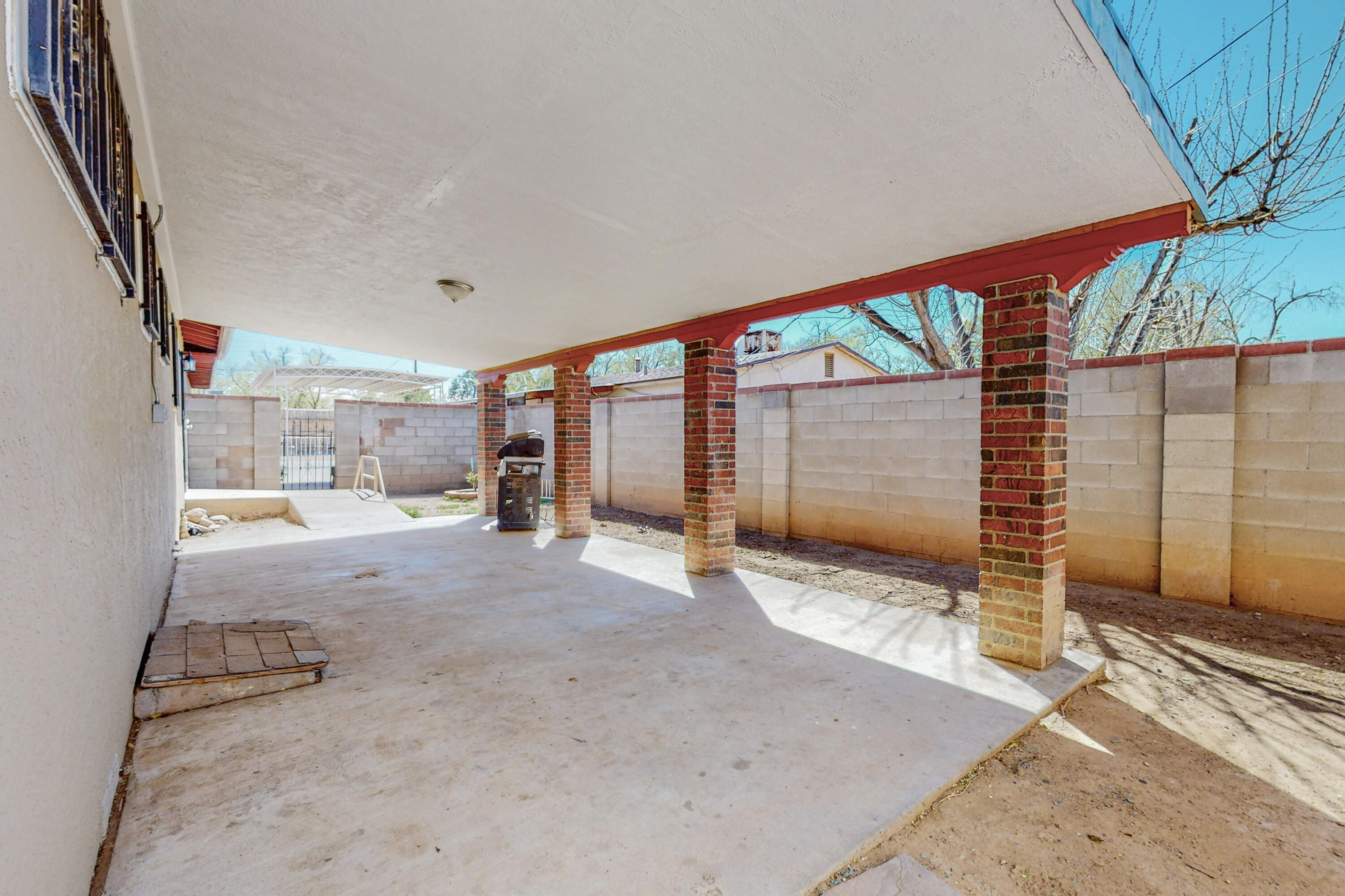 1371 Arcadian Trail NW