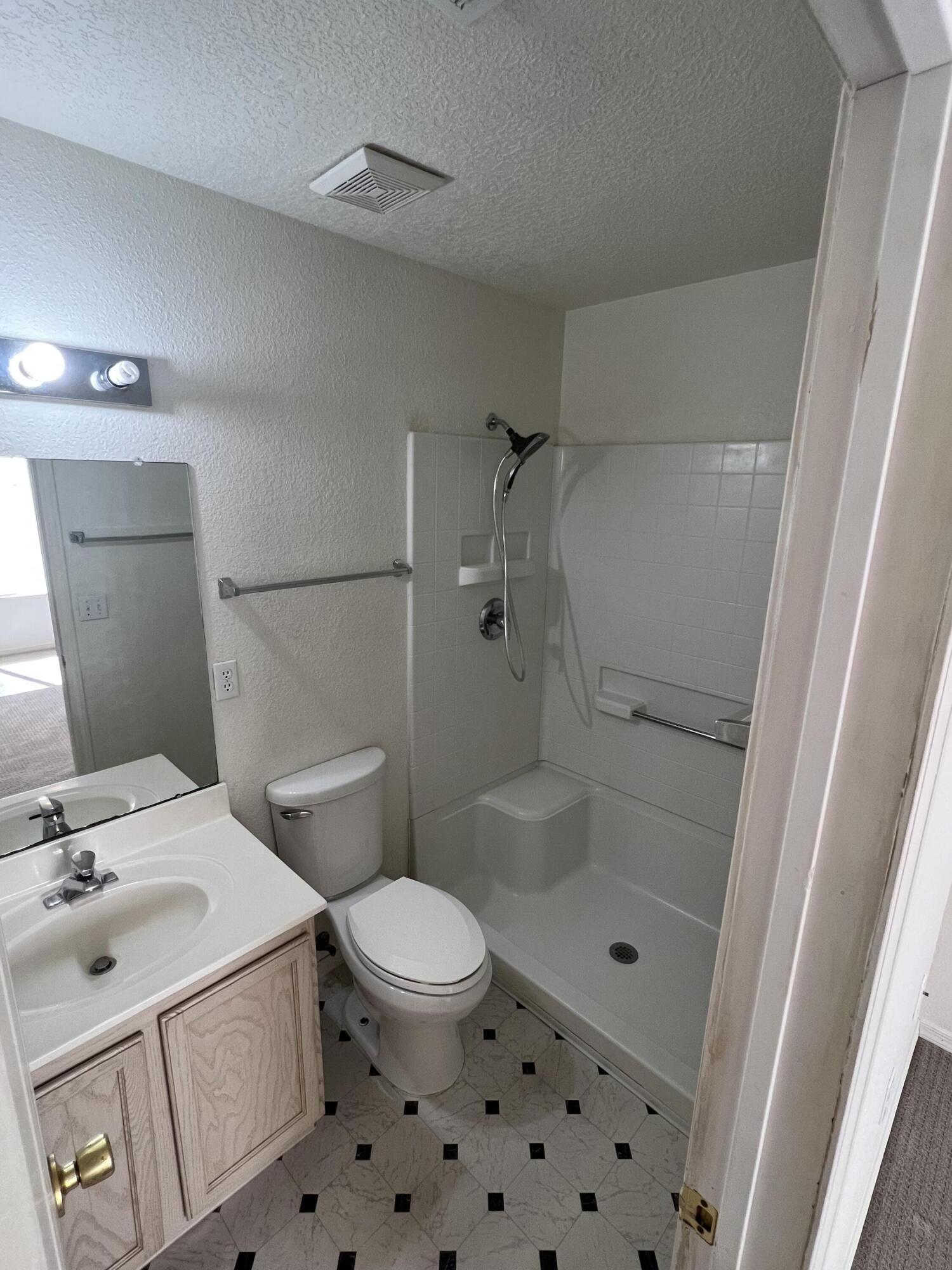 490 Camino Del Rey SW