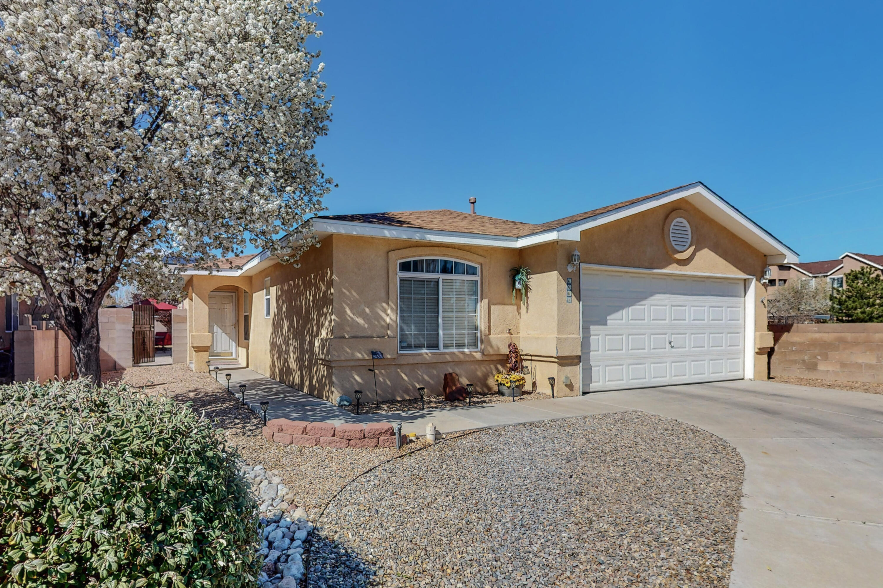 6601 Country Hills Court NW