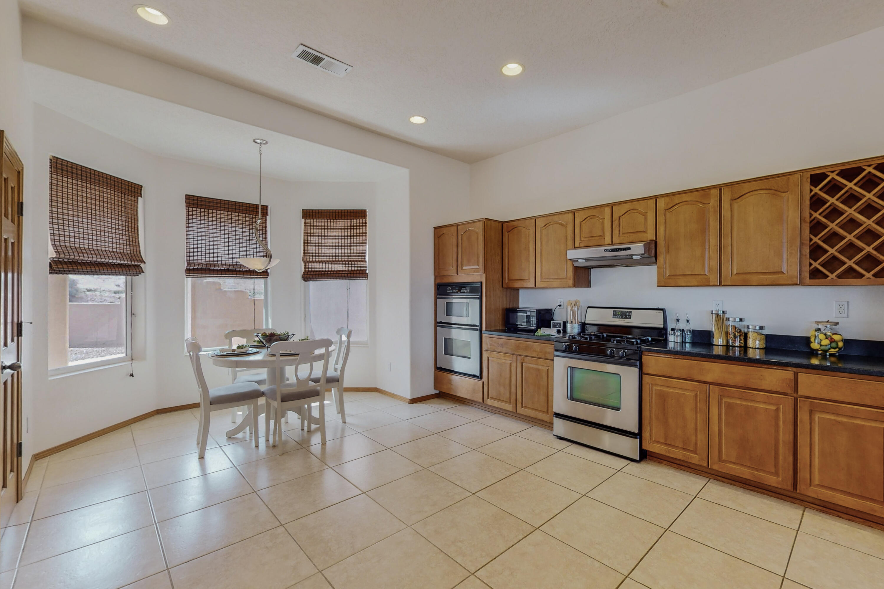 1305 45th Street NE