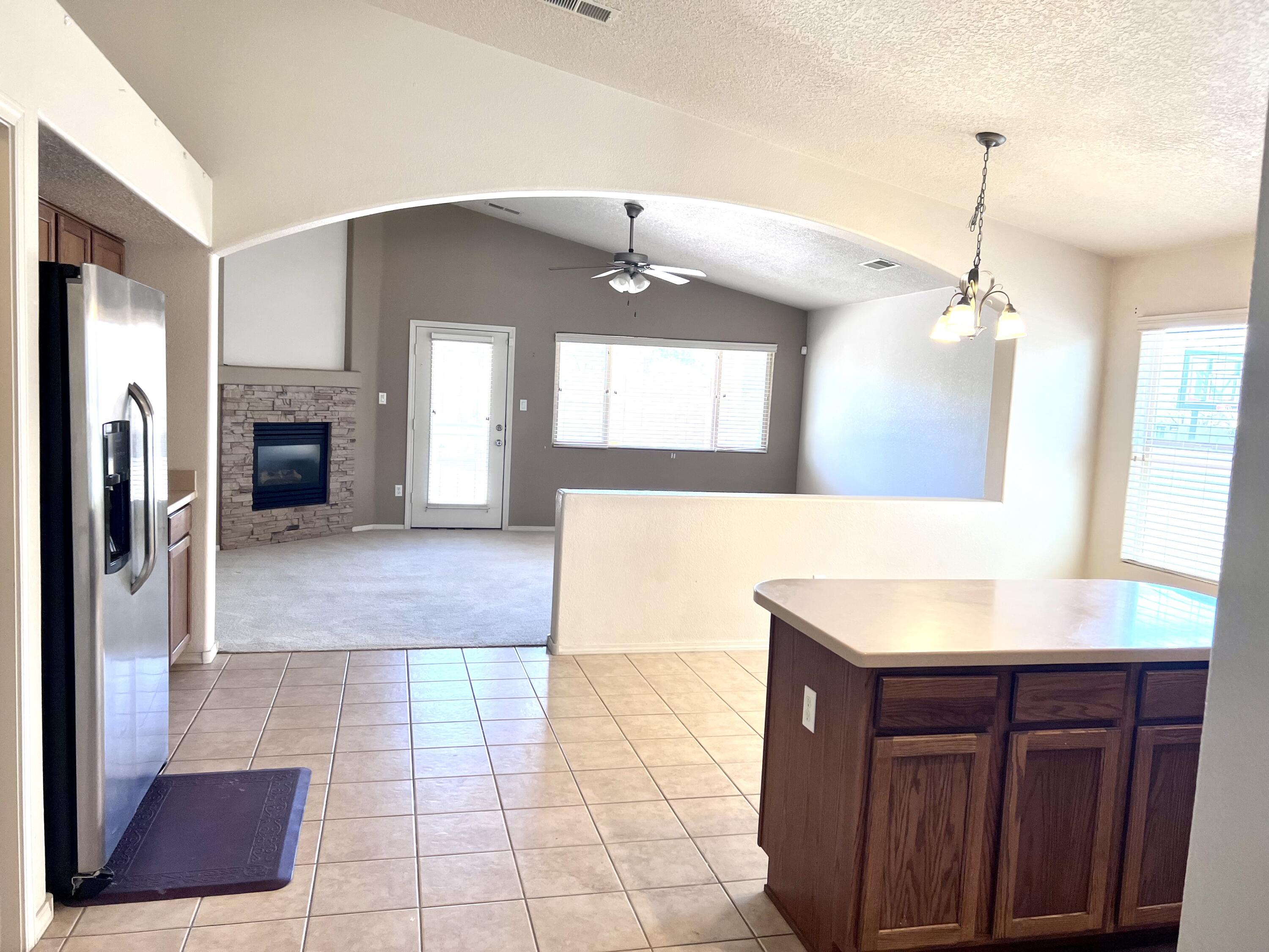 2212 Las Brisas Circle SE