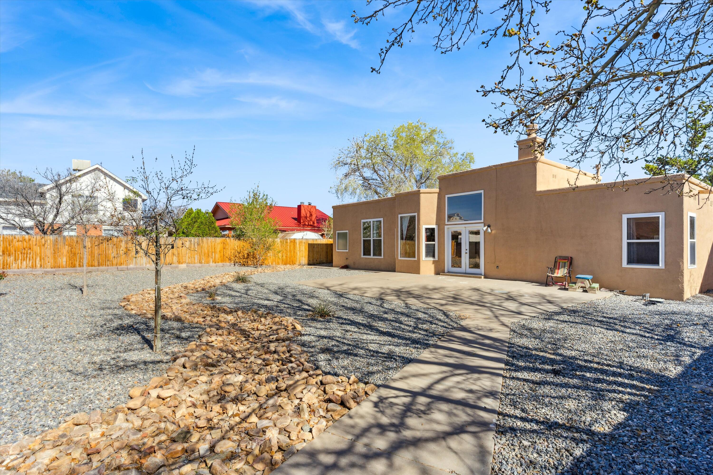 7304 Vista Alegre Street NW