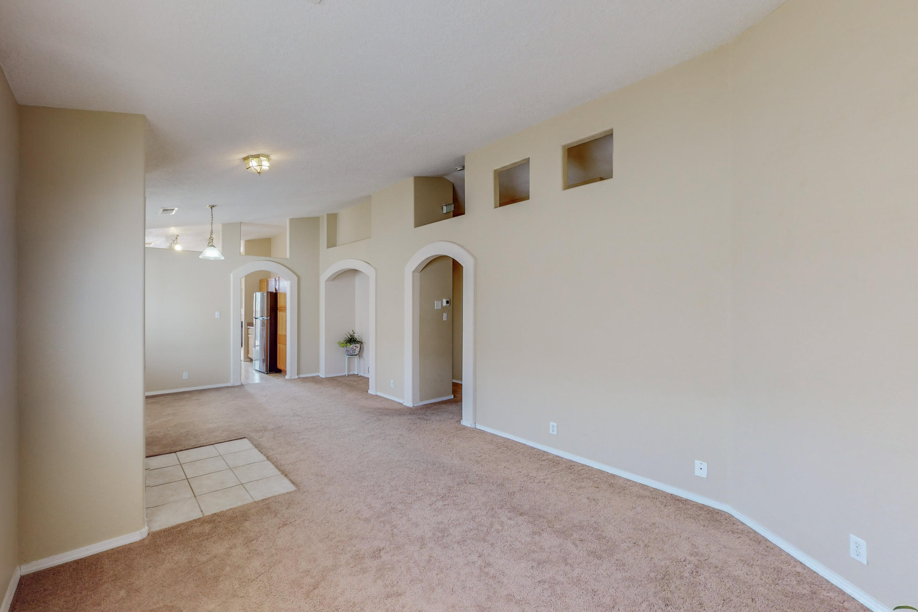 7000 Skylar Drive NE