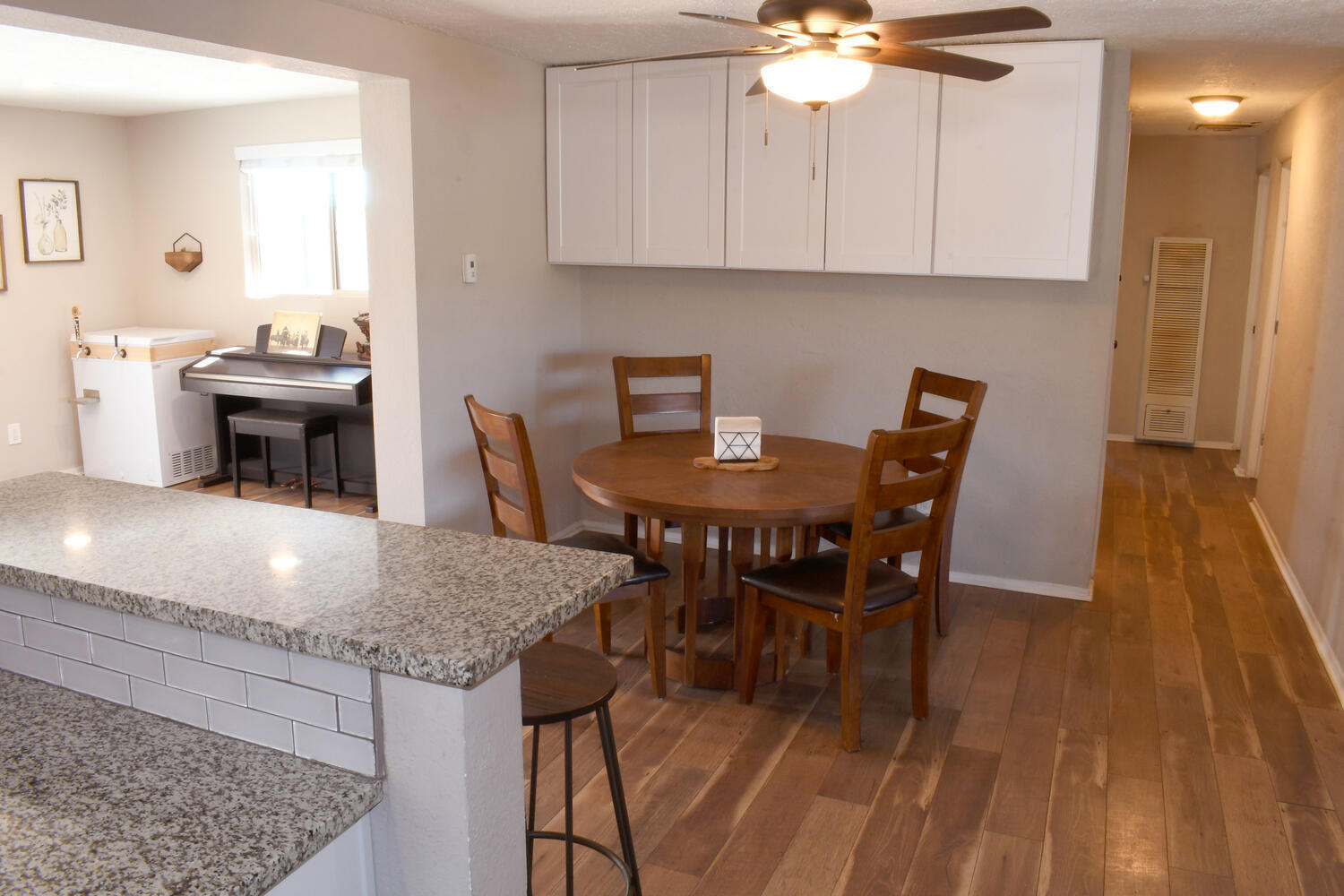 540 Hermosa Drive NE