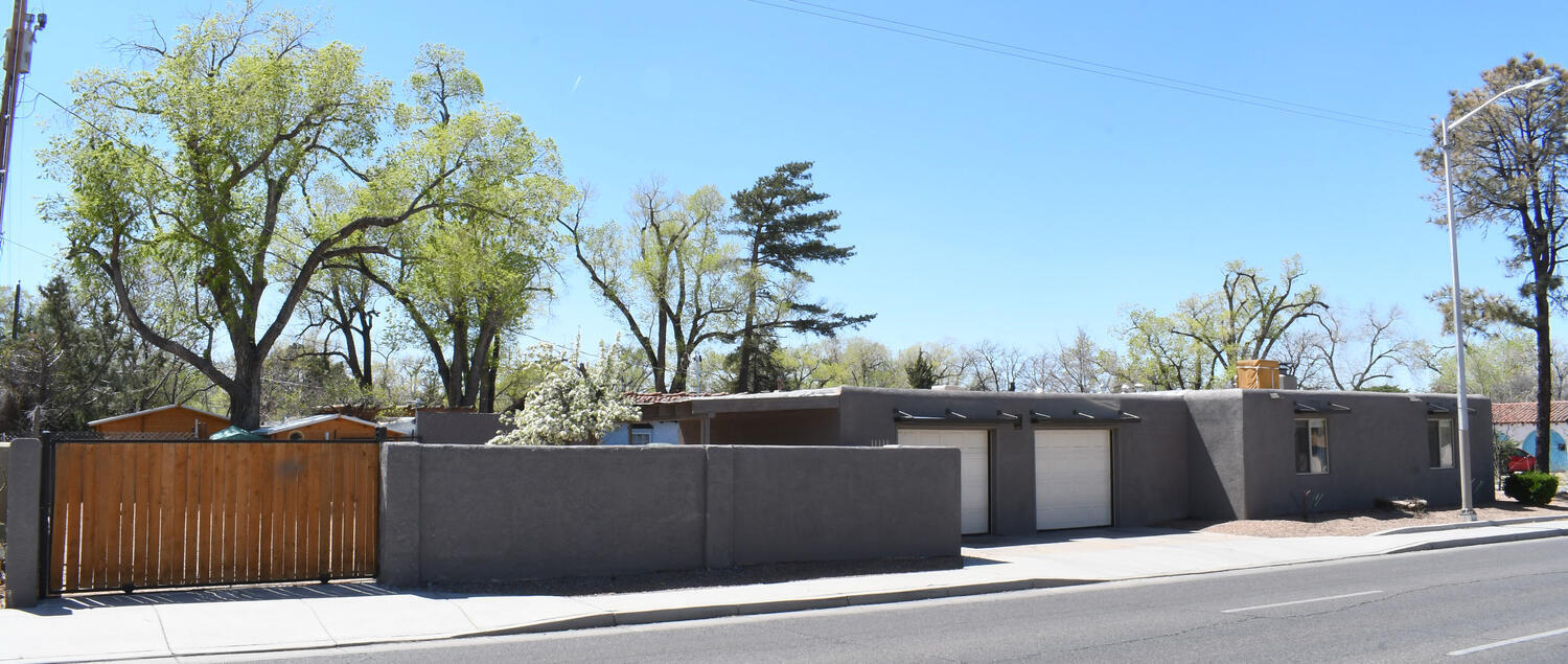 540 Hermosa Drive NE