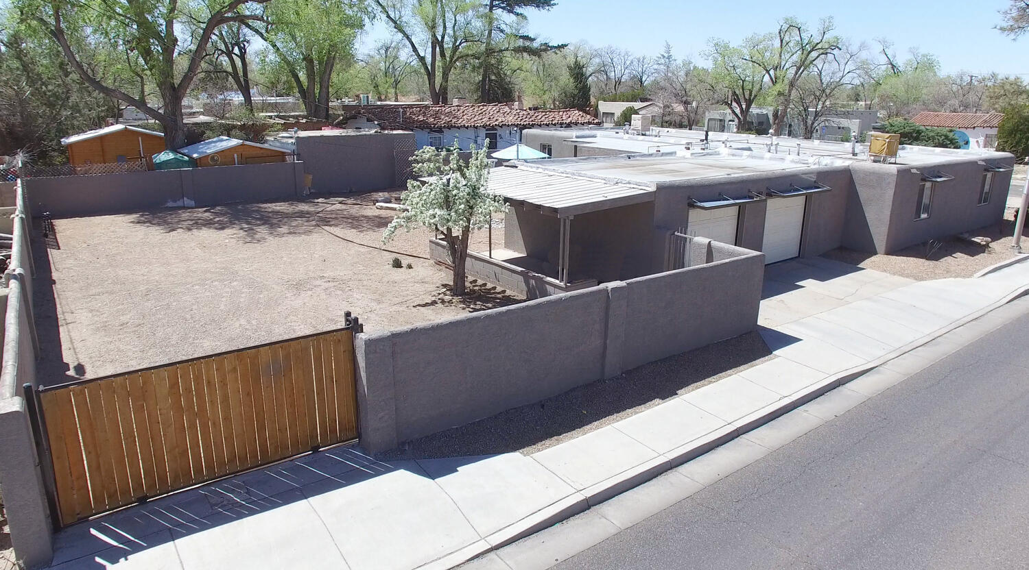 540 Hermosa Drive NE