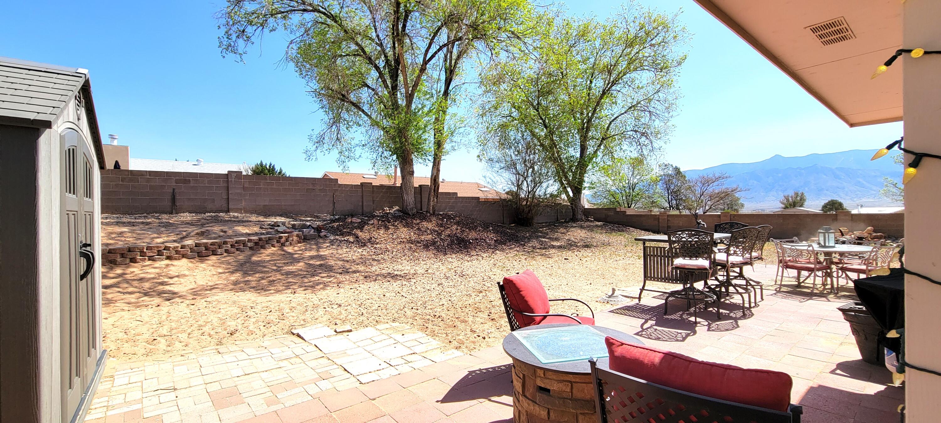 1013 Sandia Vista Road NE