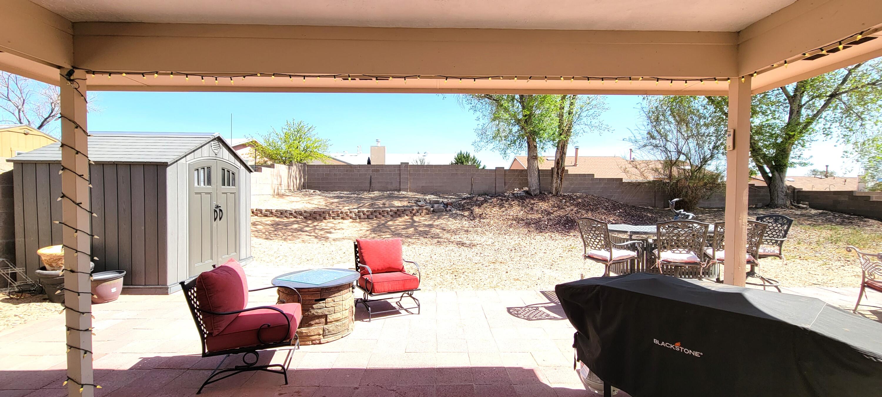 1013 Sandia Vista Road NE