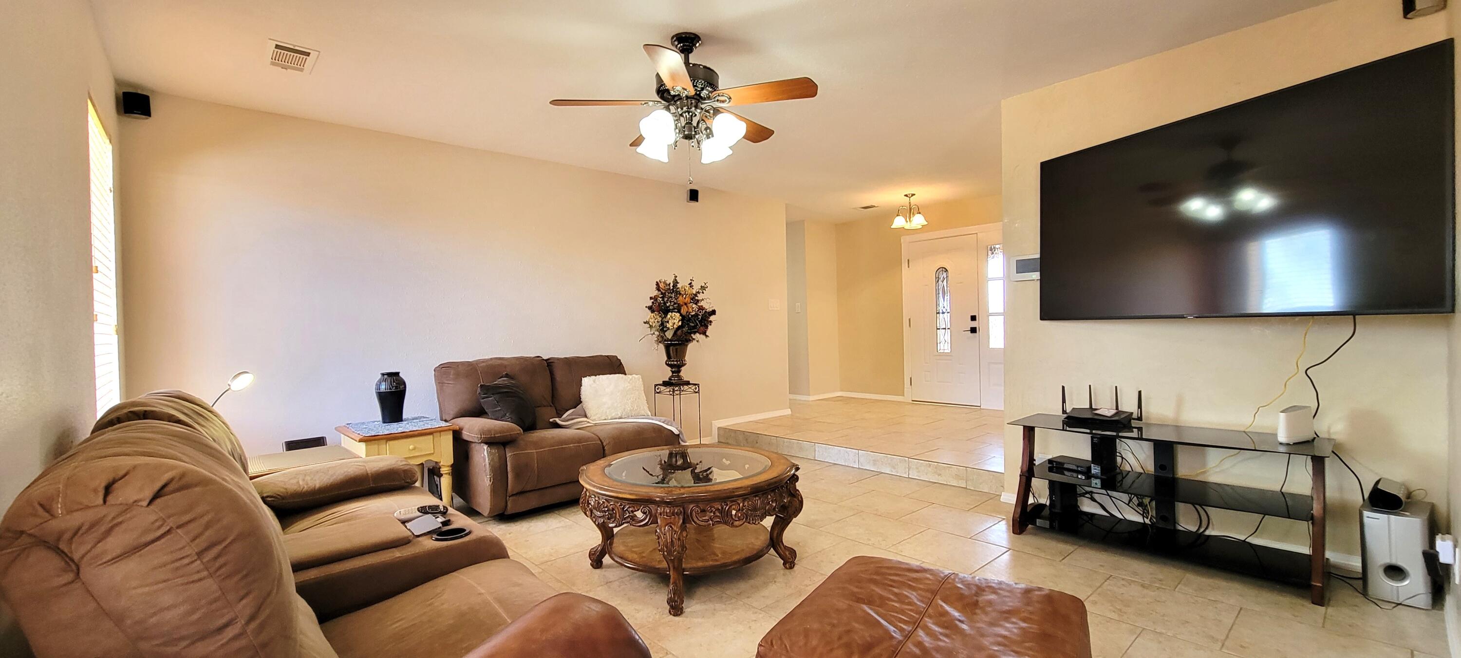 1013 Sandia Vista Road NE