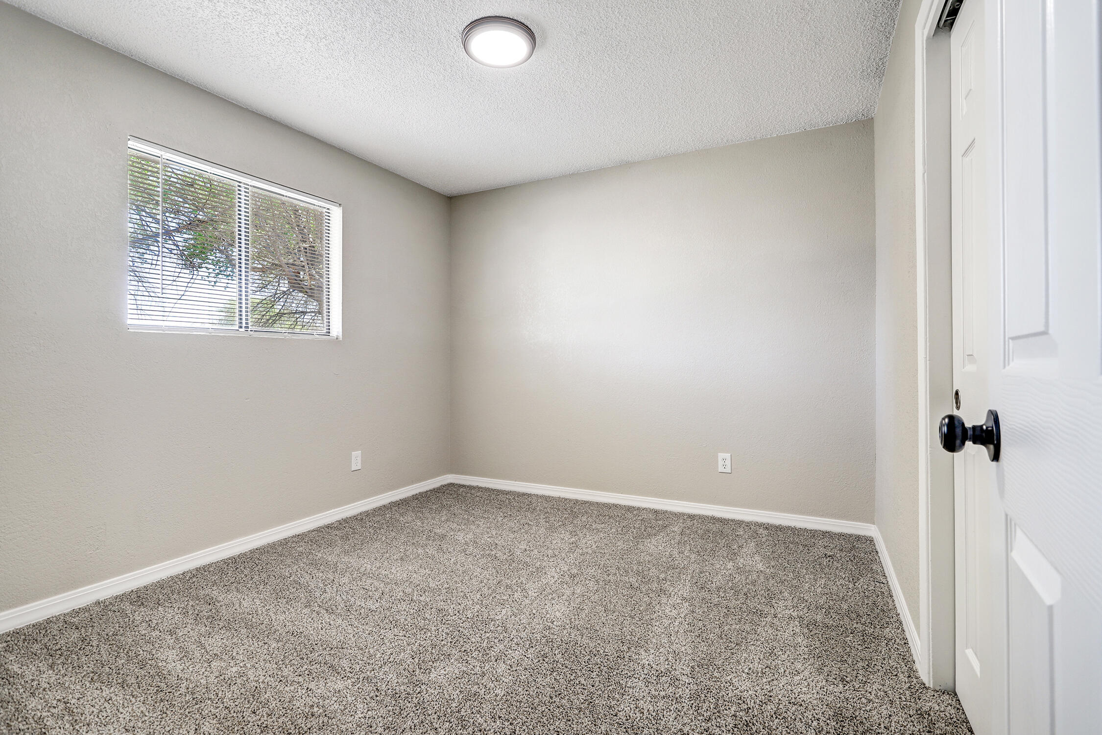 1052 Vasquez Court