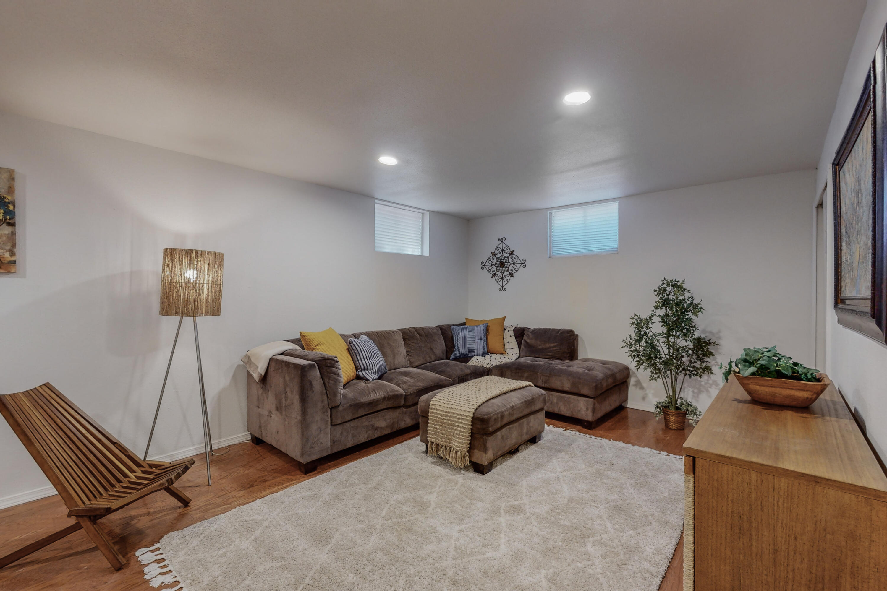 11016 Phoenix Avenue NE