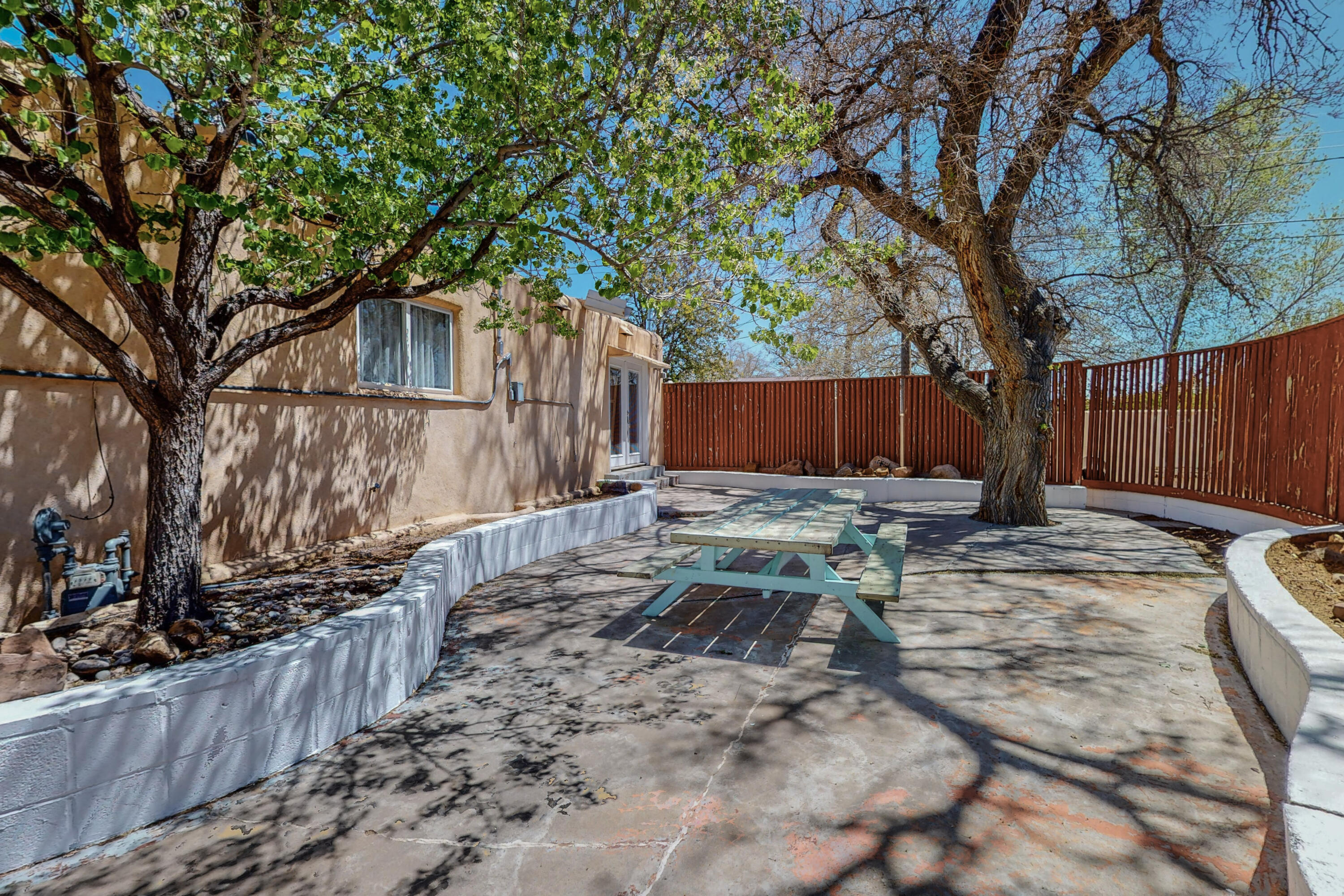 11016 Phoenix Avenue NE