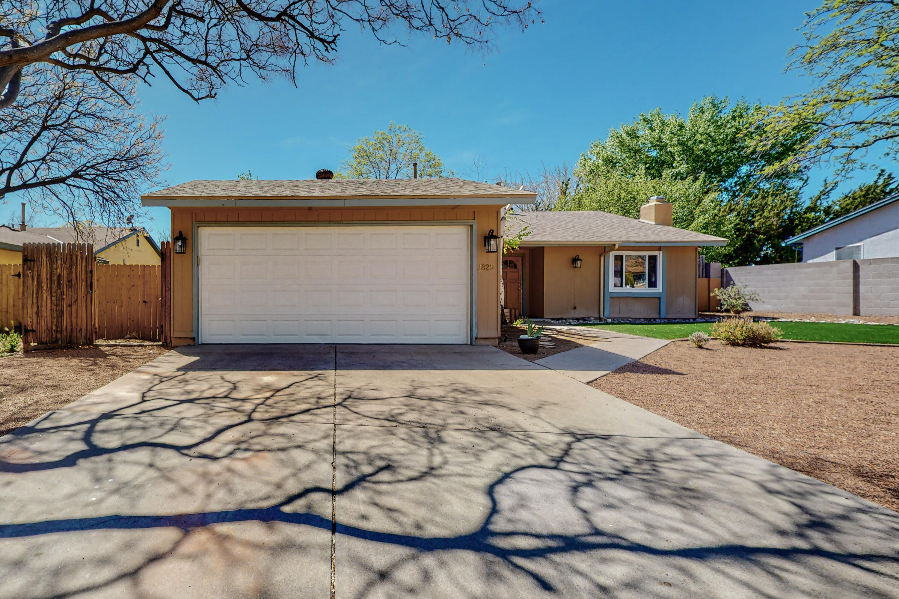 3829 Westerfeld Drive NE