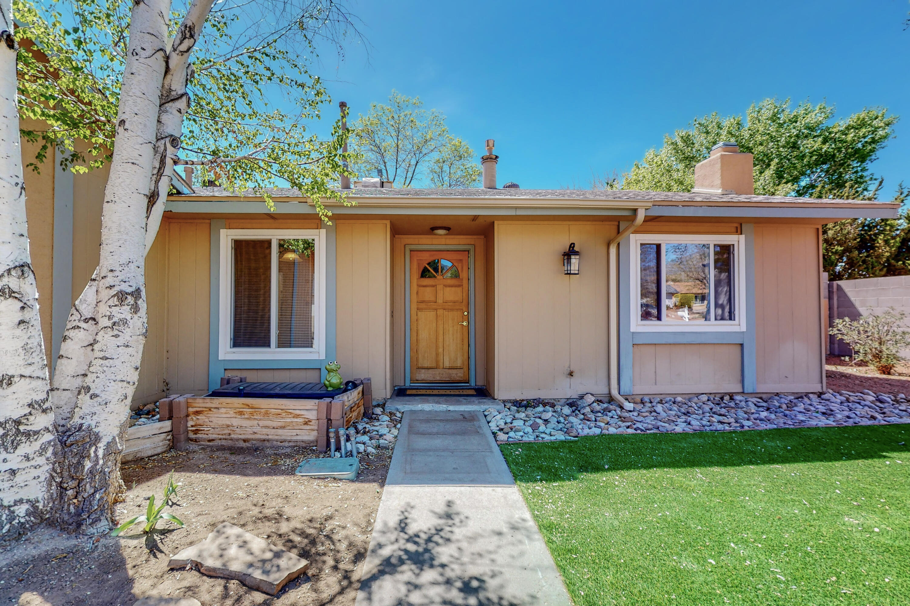 3829 Westerfeld Drive NE